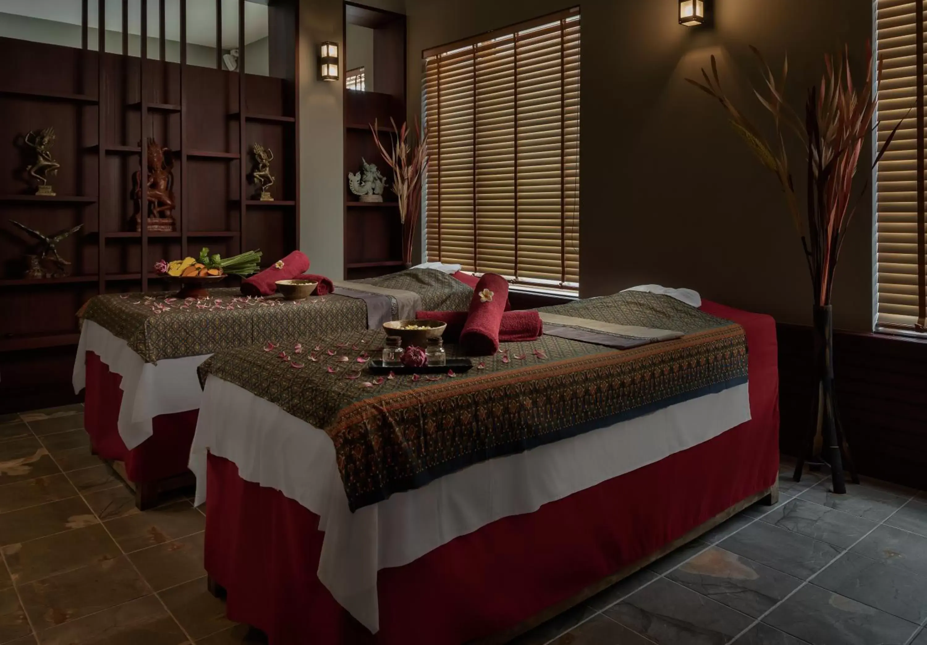 Massage in Duong Chan Hotel