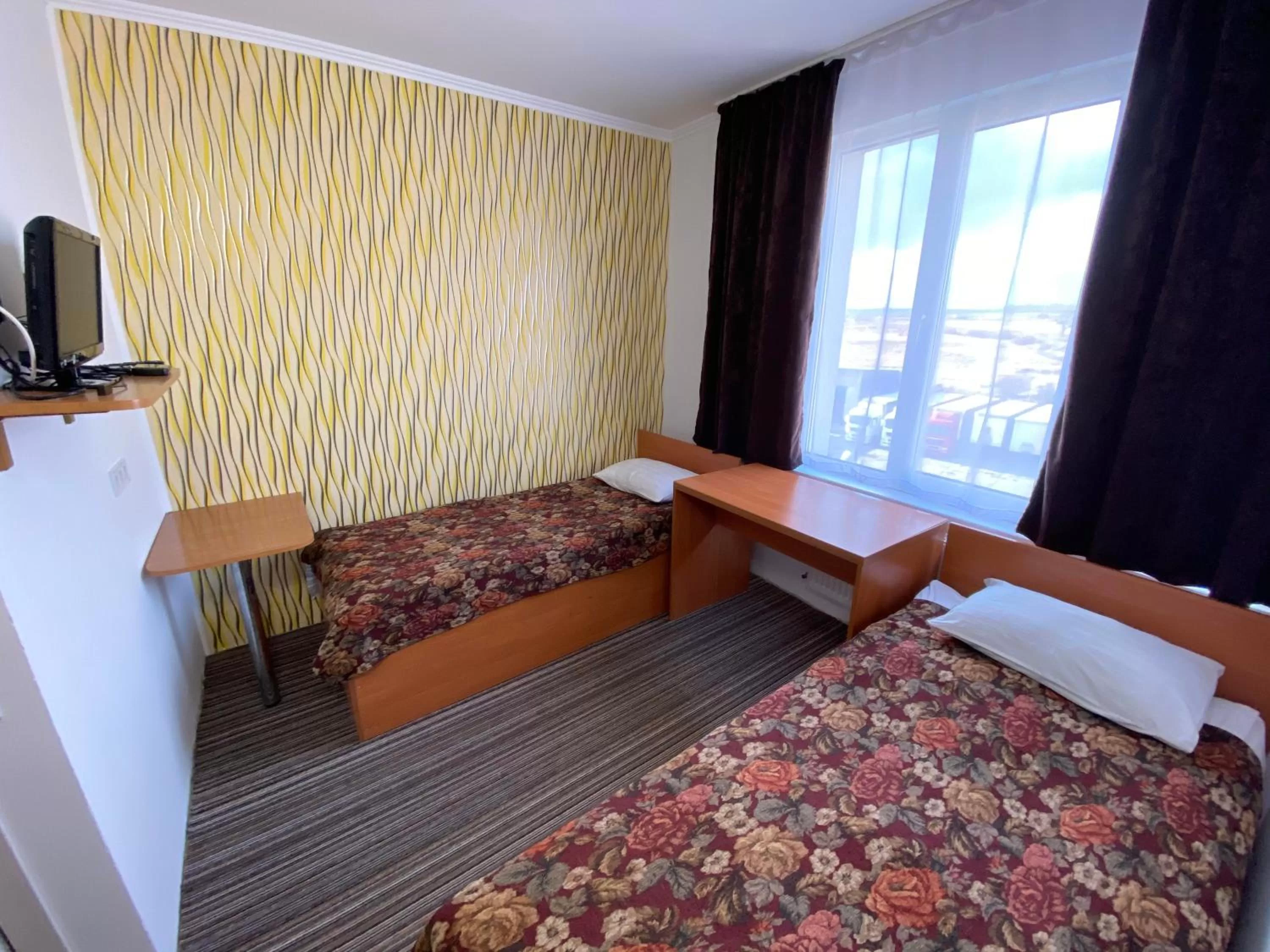 Bed in Autopark Hotel