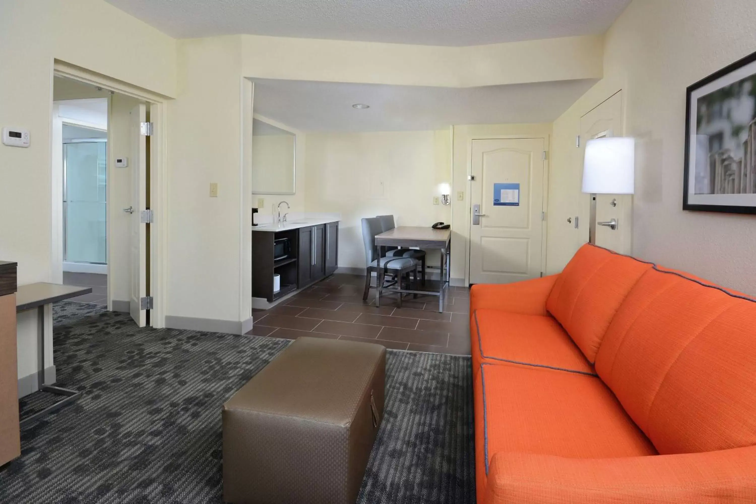 Living room, Seating Area in Hampton Inn & Suites Greenville/Spartanburg I-85