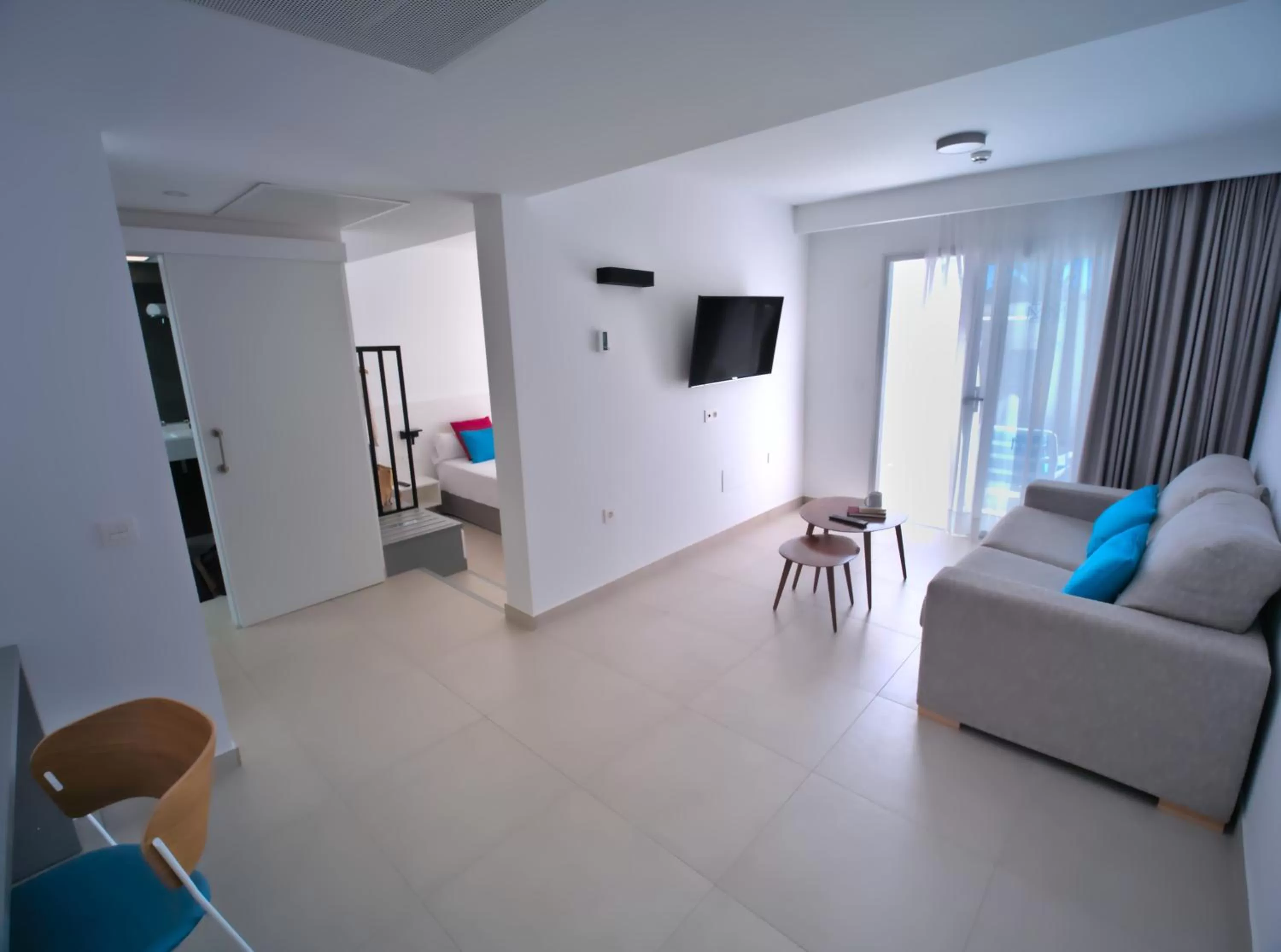 TV and multimedia in Hotel Taimar