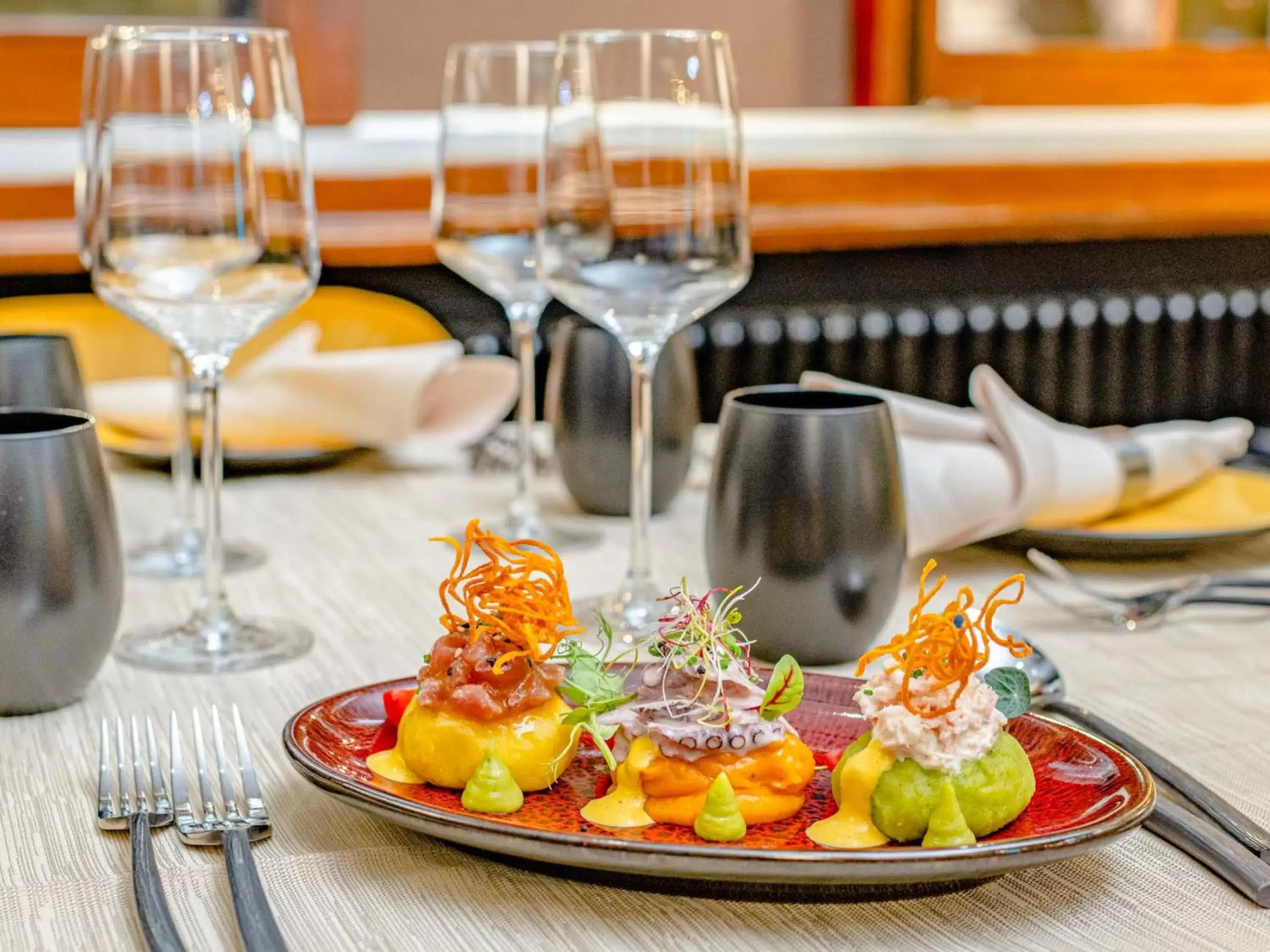 Food and drinks in Hotel Rothaus Luzern & Peruvian Culinary Art