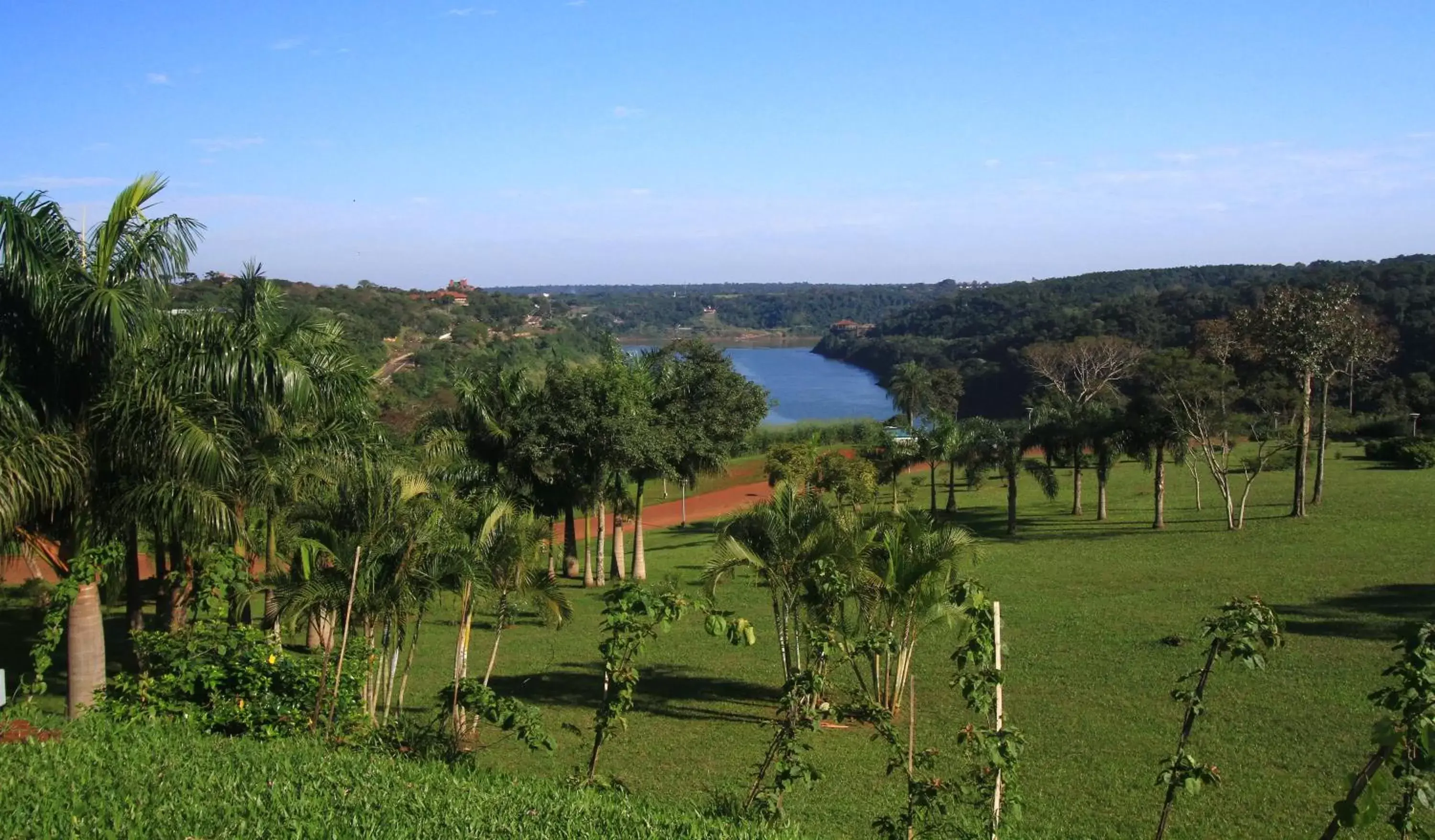 Garden view in Panoramic Grand - Iguazú Garden view in Panoramic Grand - Iguazú