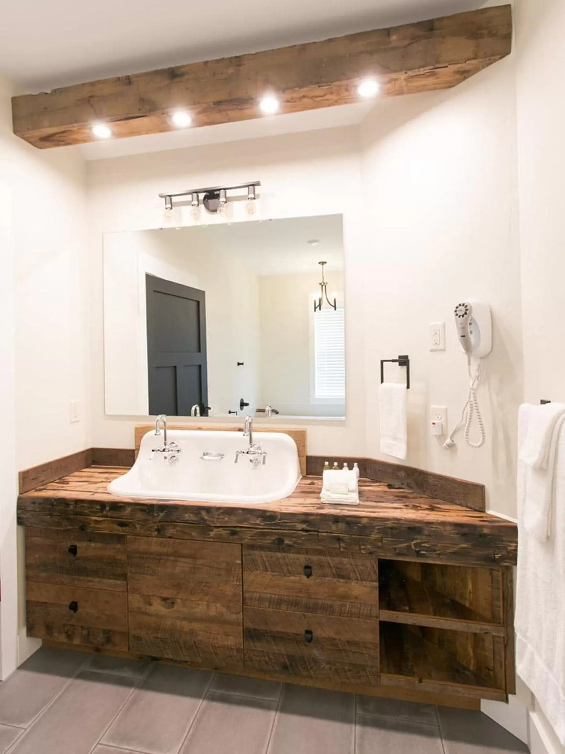 Bathroom in Farmhouse Suites by Amish Country Lodging