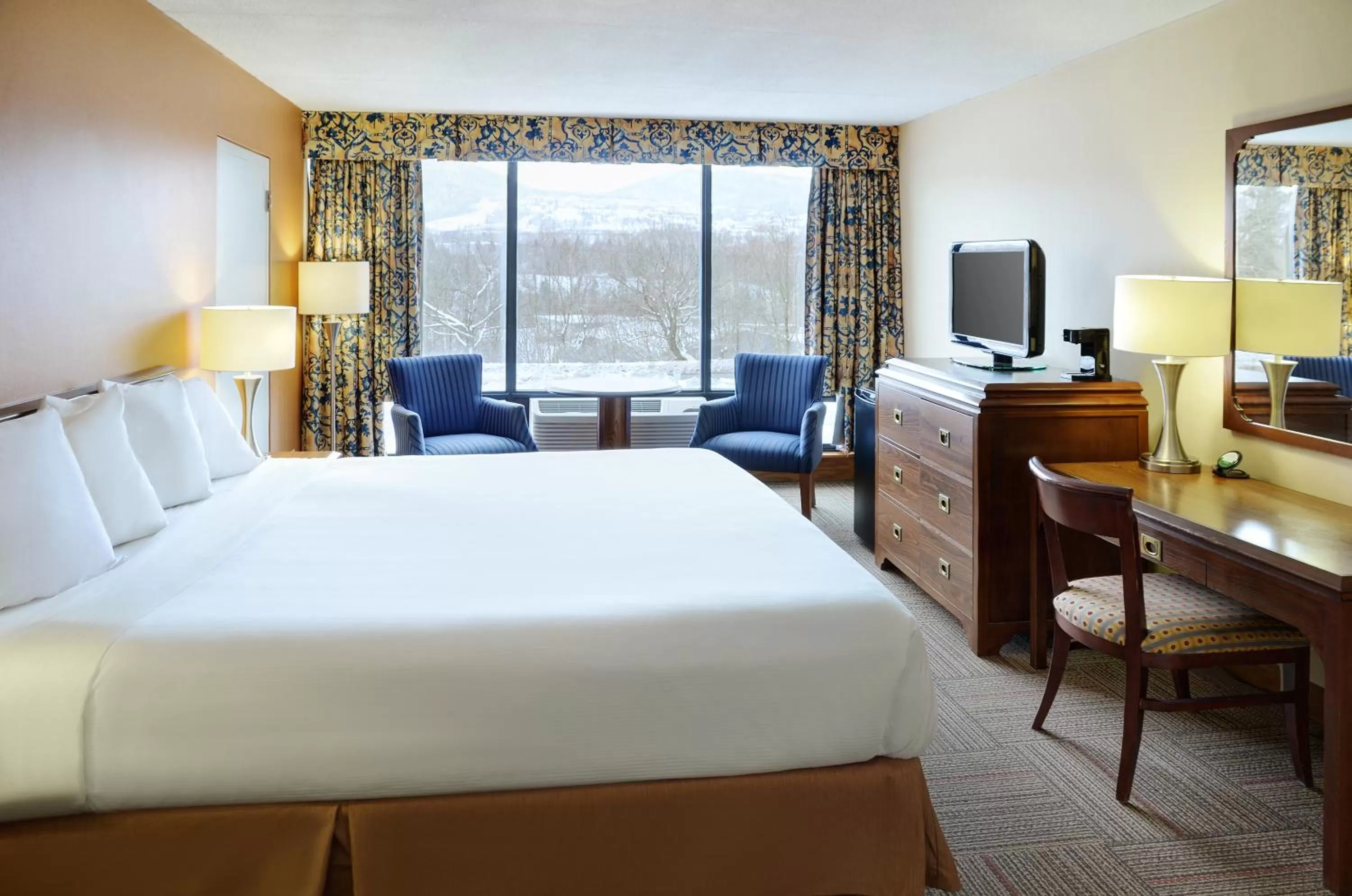 Bedroom, Bed in Greenwood Inn & Suites