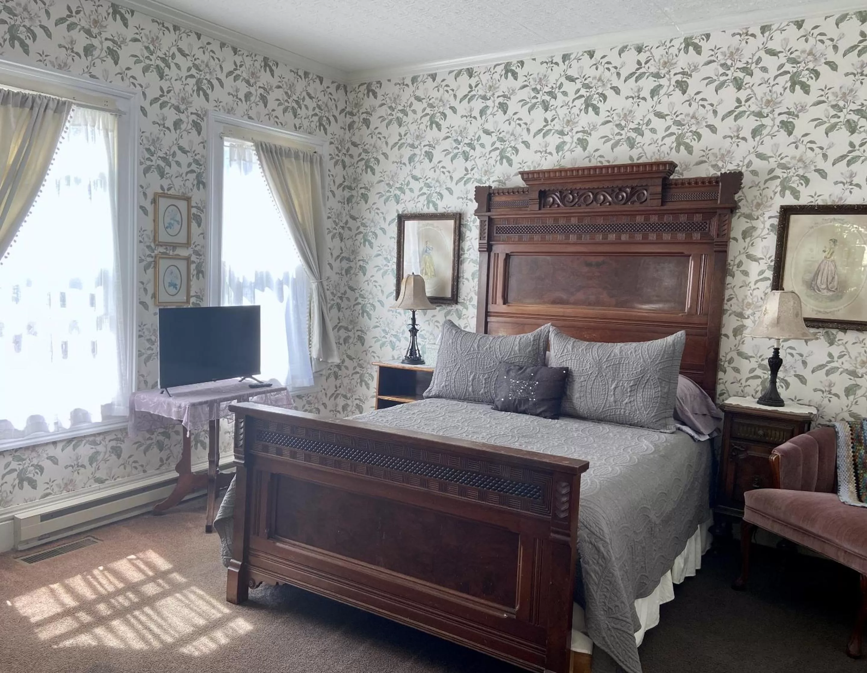 Superior Double Room in Shaw House Inn