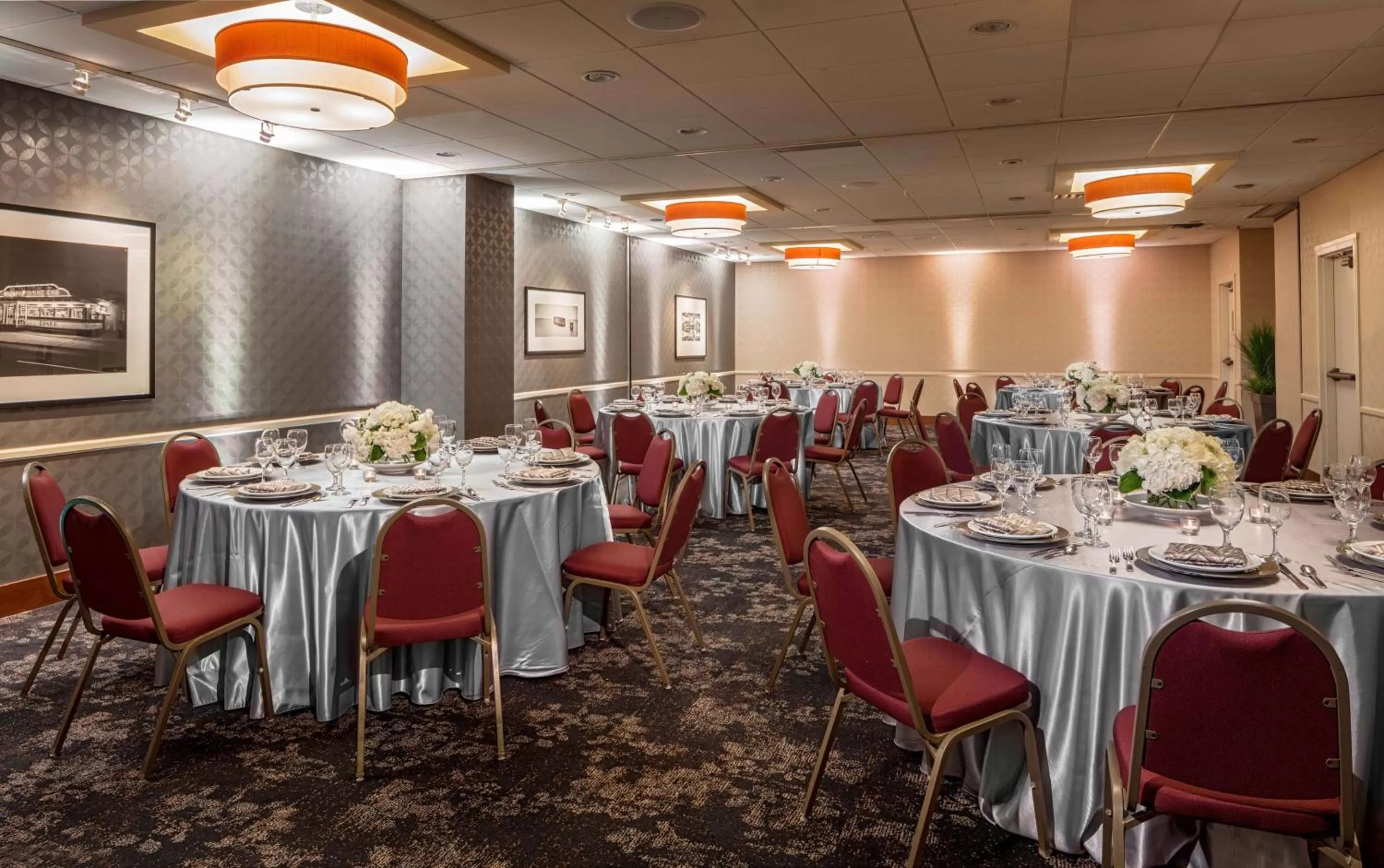 Meeting/conference room in DoubleTree Suites by Hilton Minneapolis Downtown