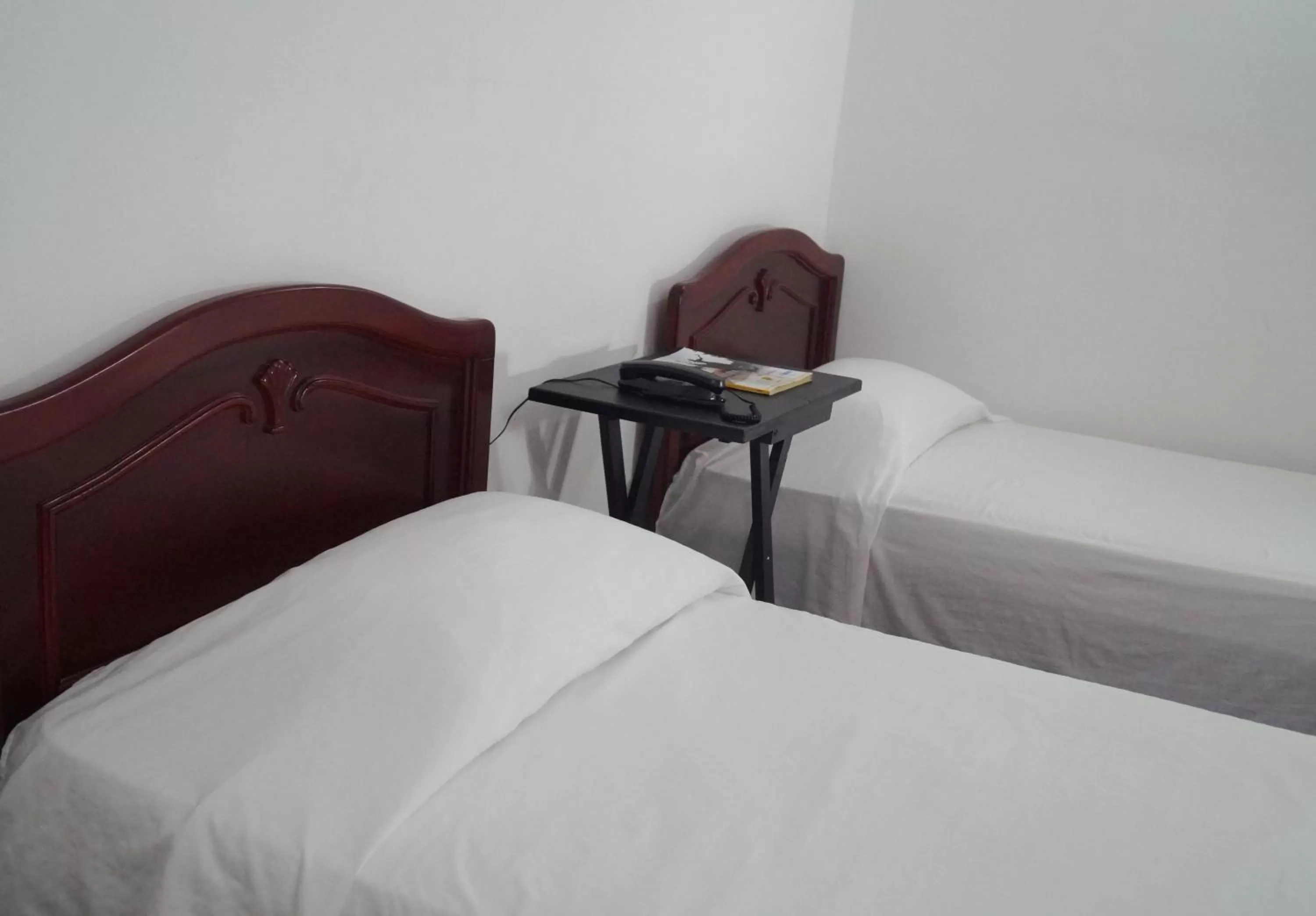 Bed in Hotel Comercial