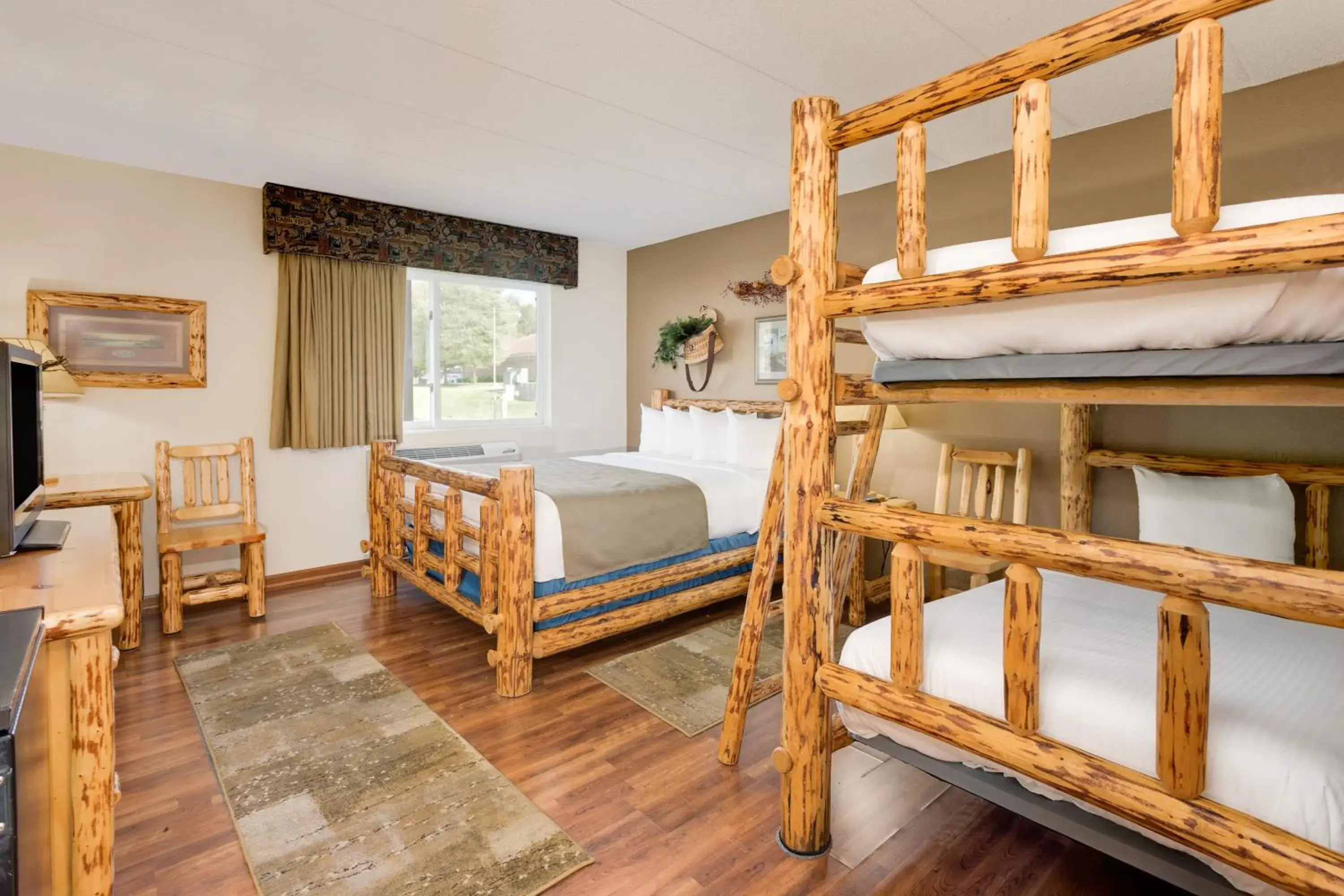 Photo of the whole room, Bunk Bed in Baymont by Wyndham Owatonna