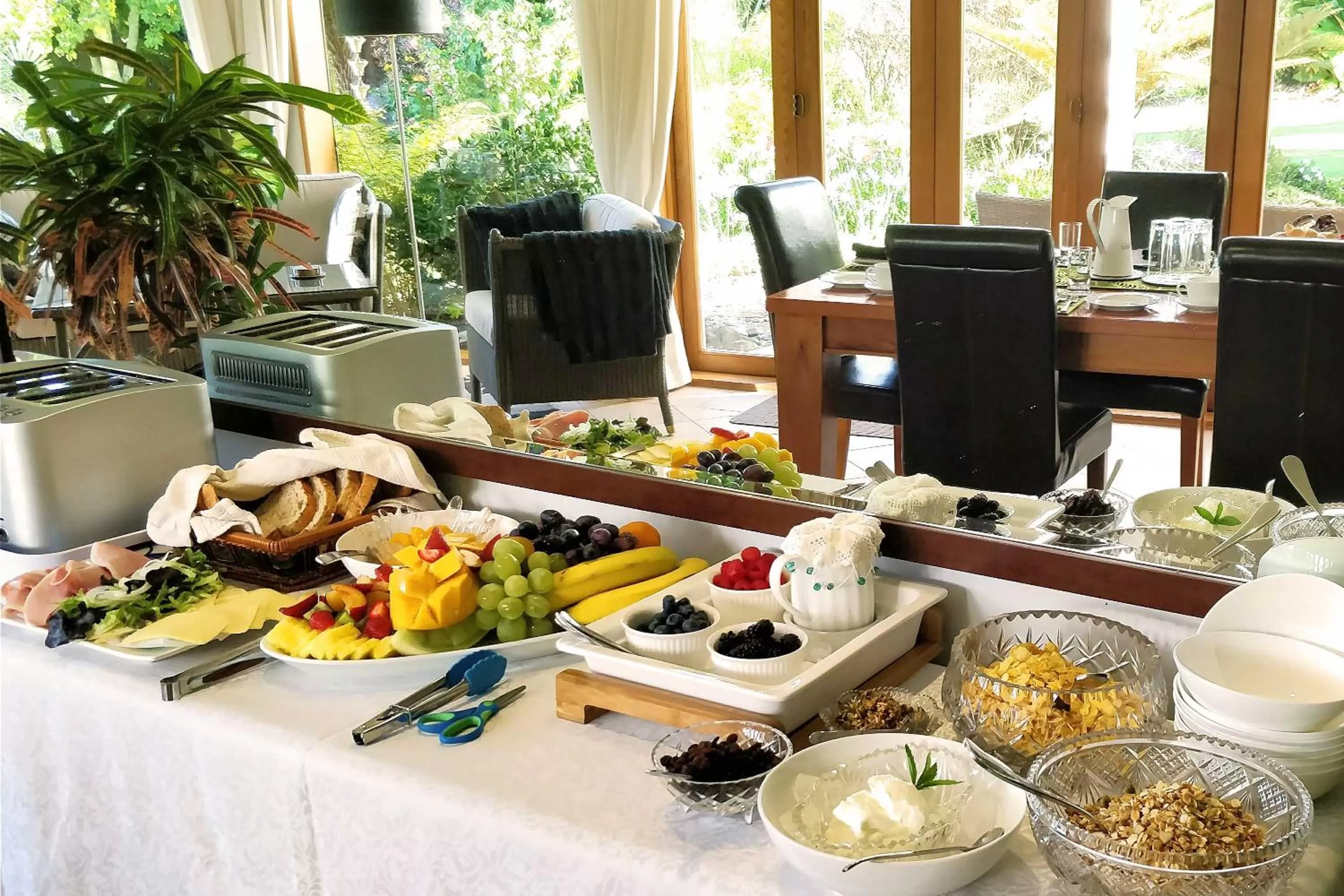 Dining area in Moon Gate Villa