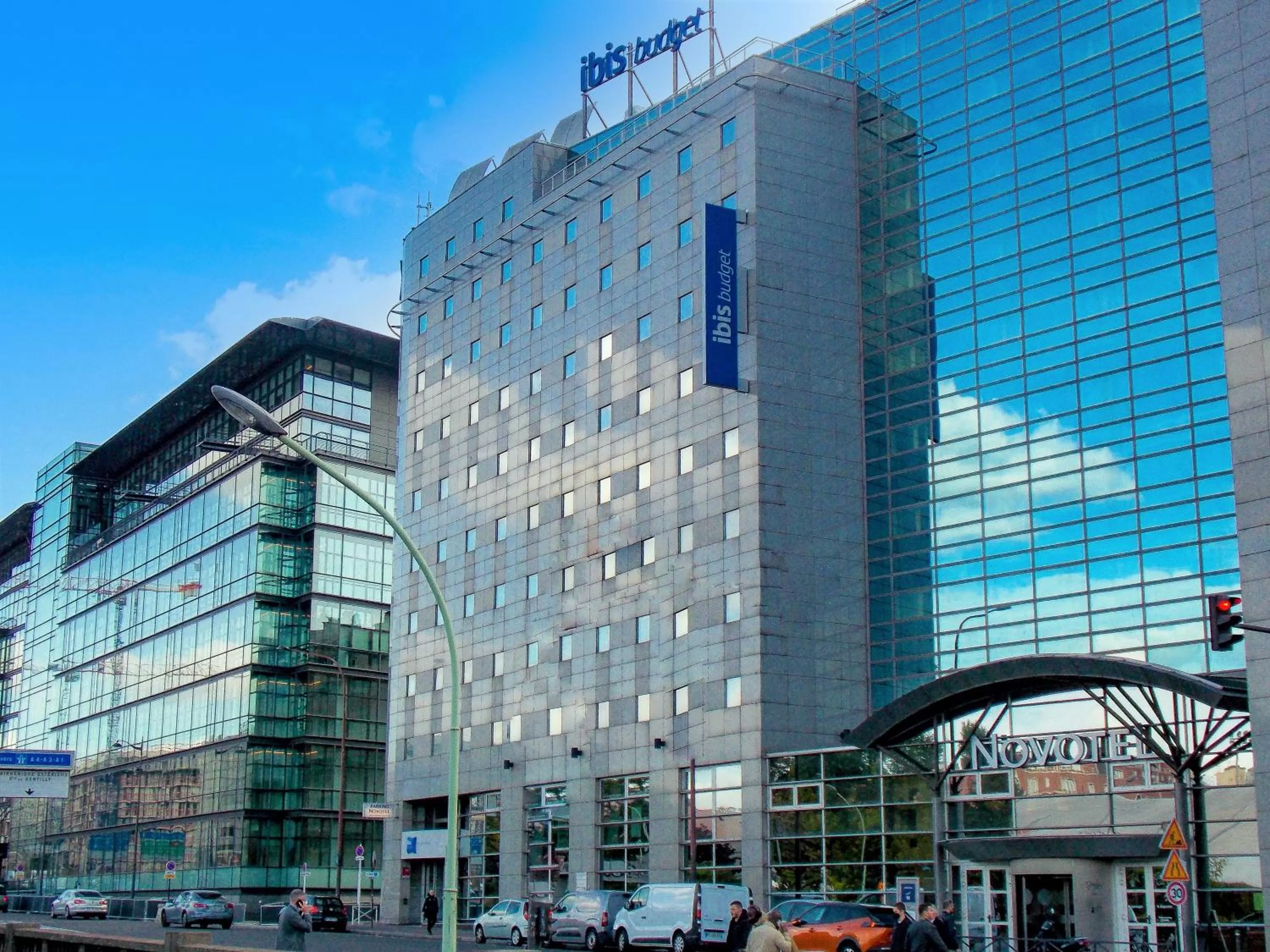 Facade/entrance in ibis budget Porte D'Orleans