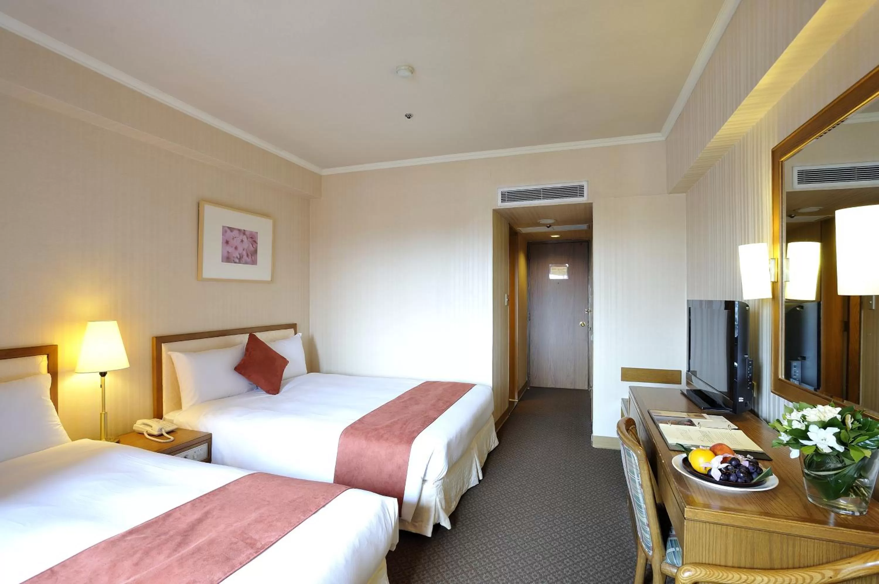 Bedroom, Bed in Hotel Riverview Taipei