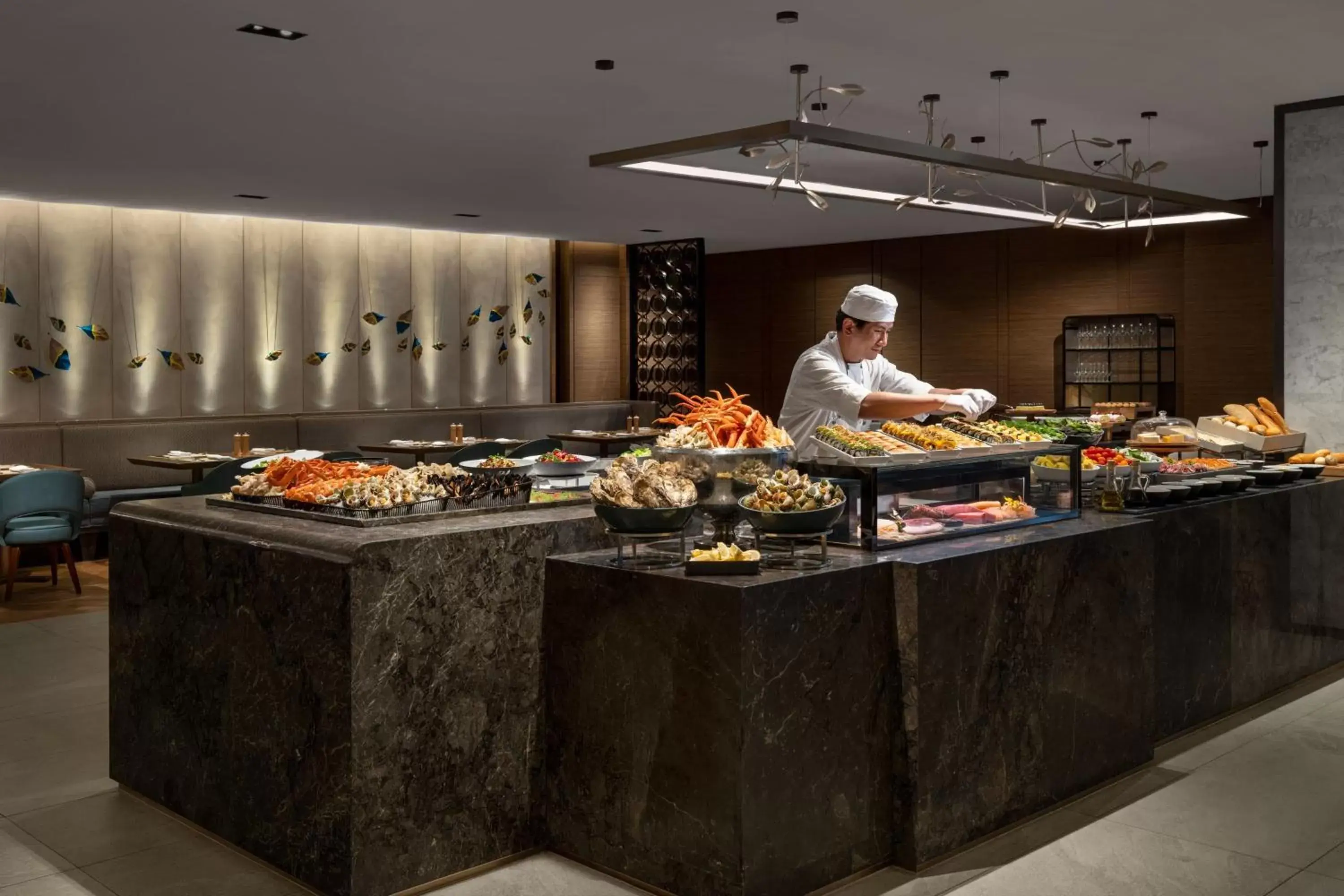 Restaurant/places to eat in Sheraton Hong Kong Tung Chung Hotel