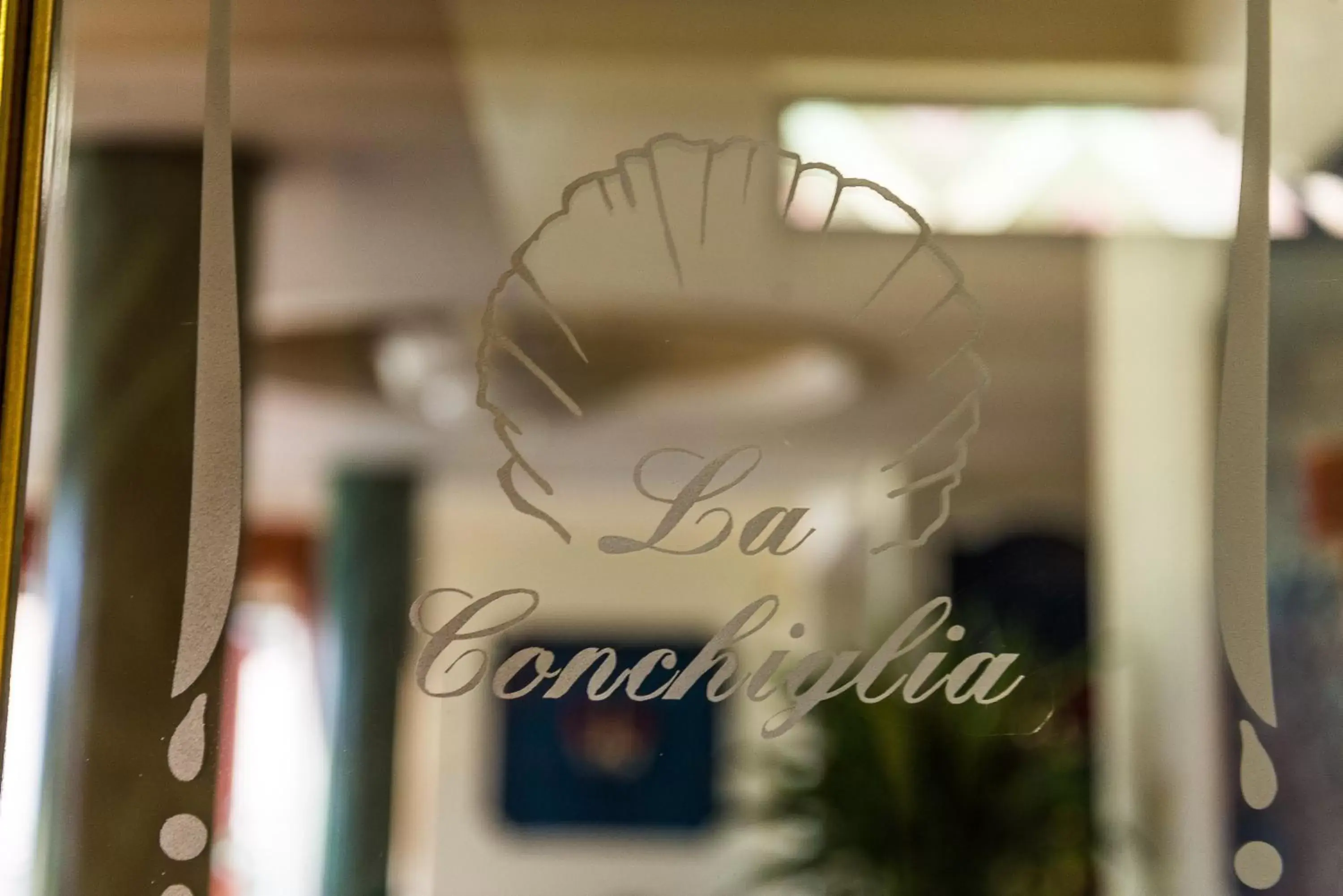 Restaurant/places to eat in Hotel Columbus sul Lago