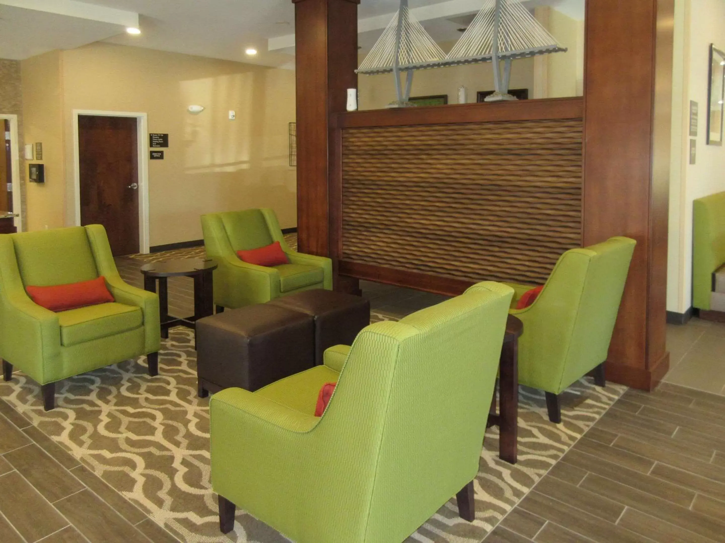Lobby or reception in Comfort Suites