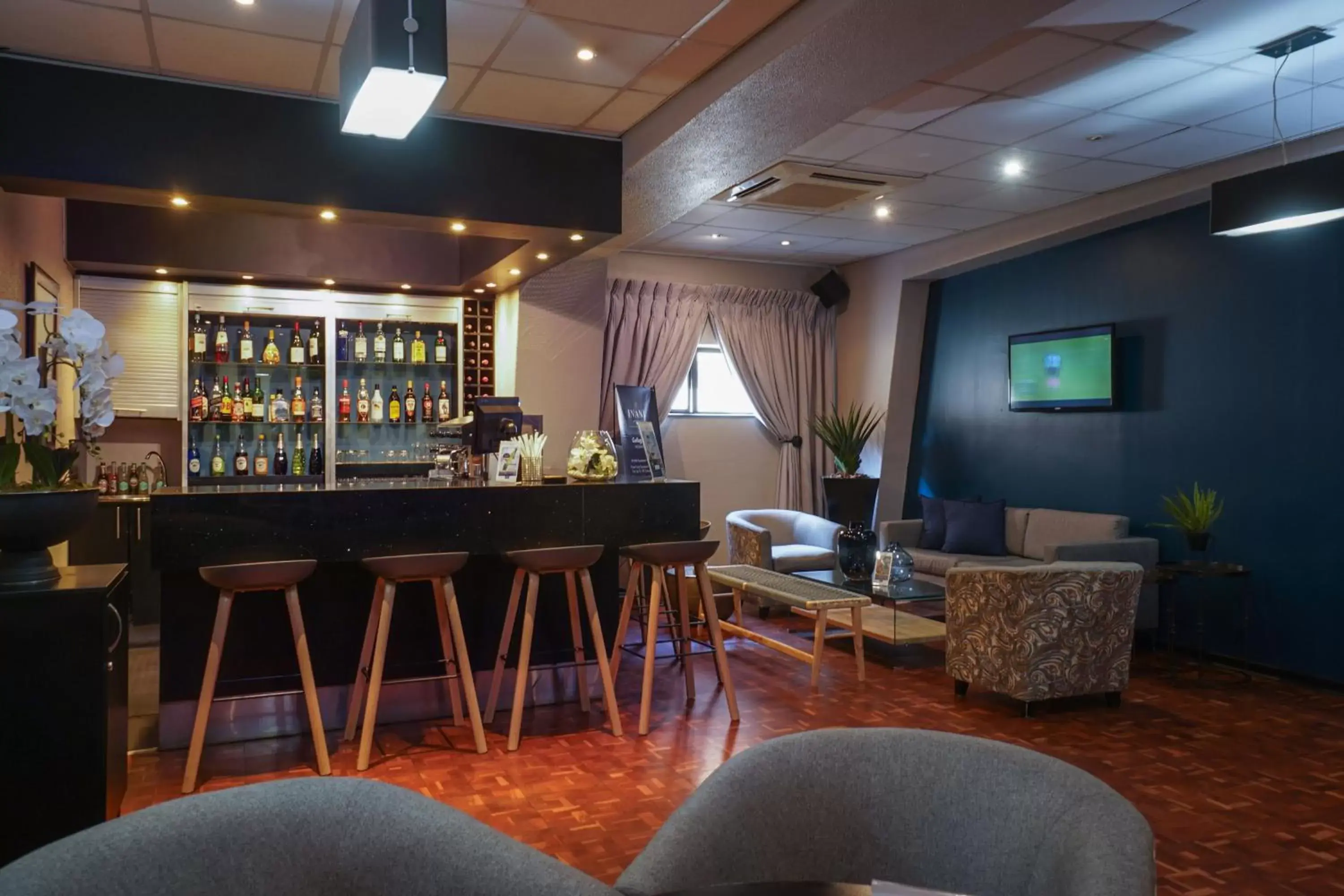 Lounge or bar, Lounge/Bar in Inani Hotel Morning Star