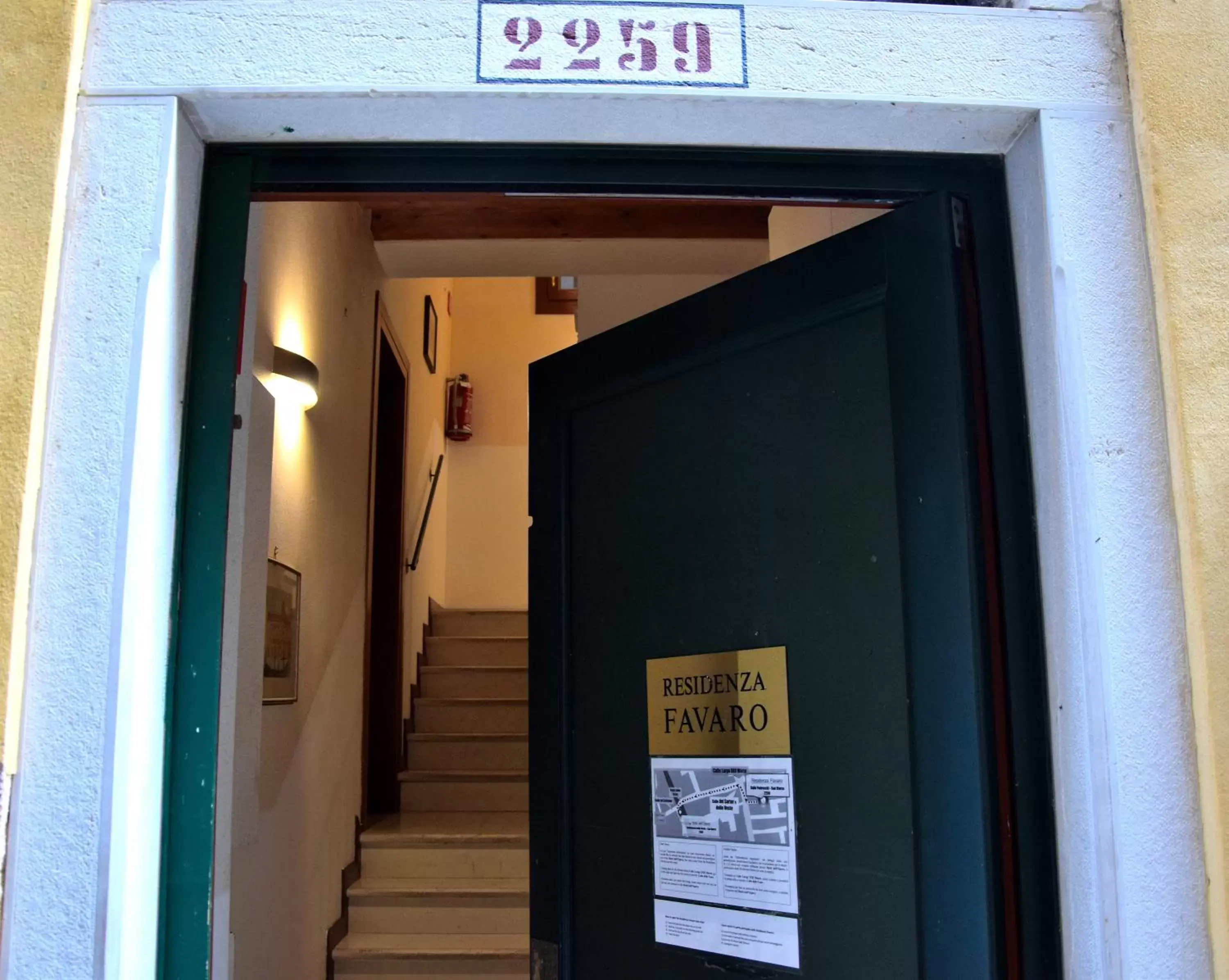 Facade/entrance in Residenza Favaro