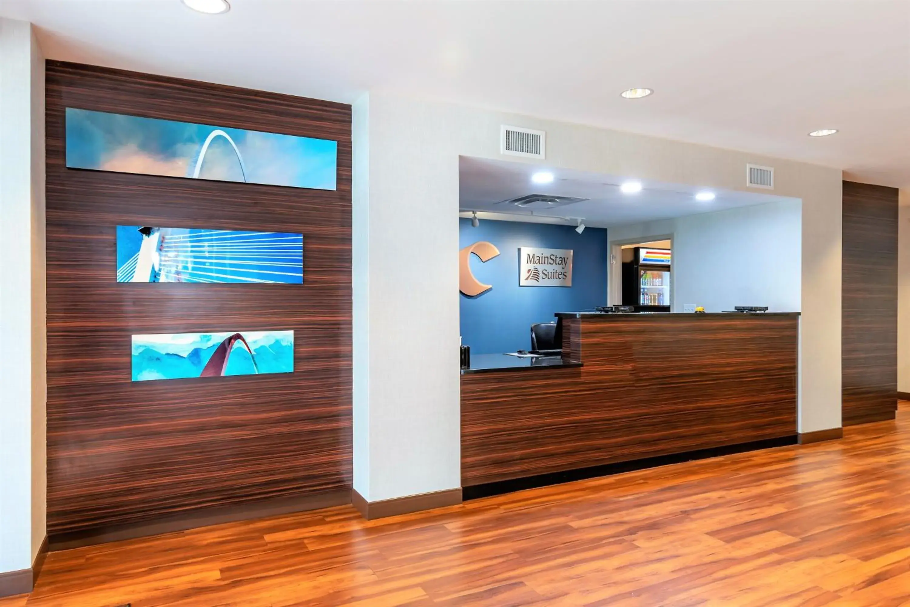 Lobby or reception in MainStay Suites St. Louis - Airport