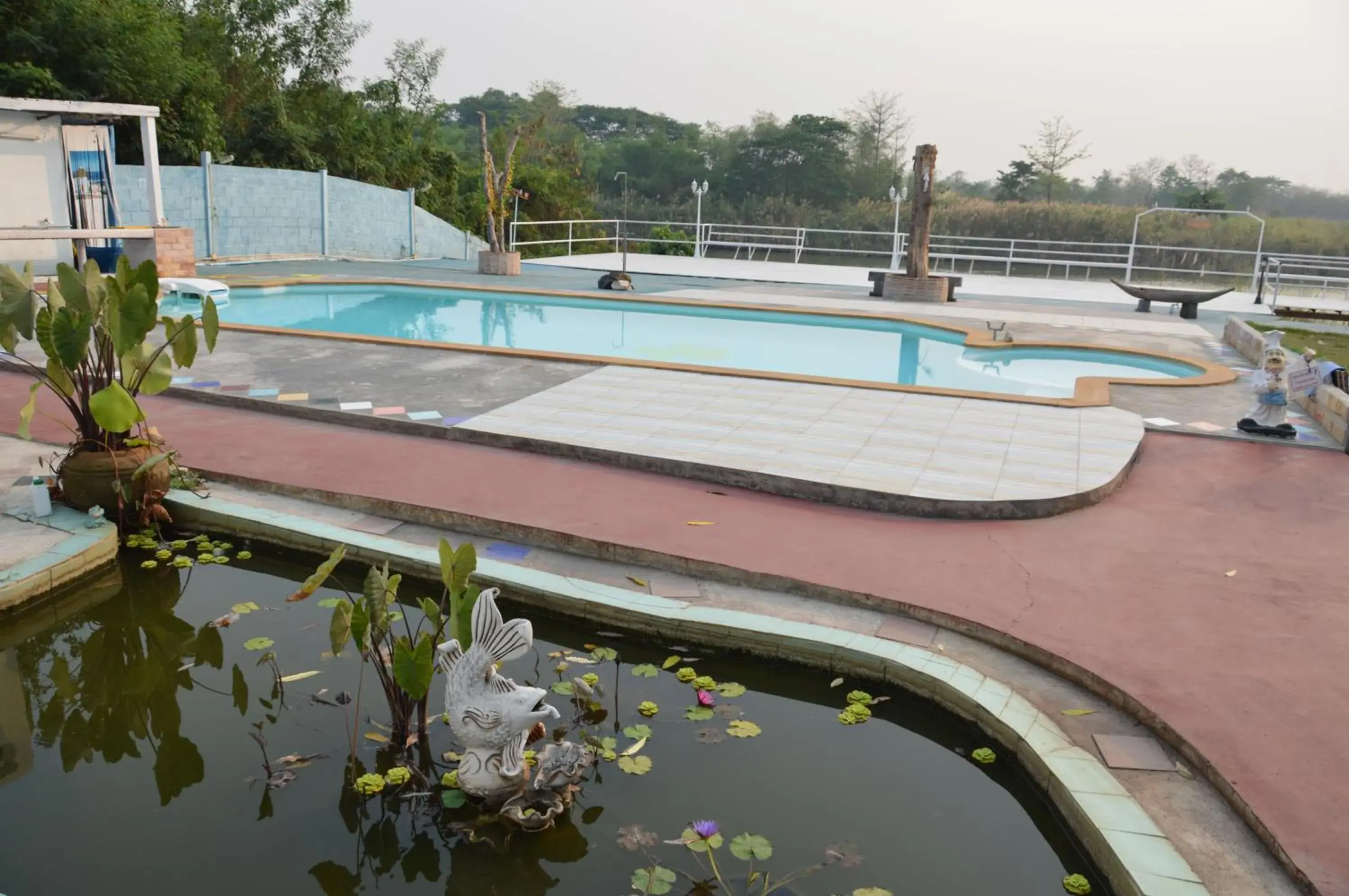 Swimming Pool in Scenic Riverside Resort