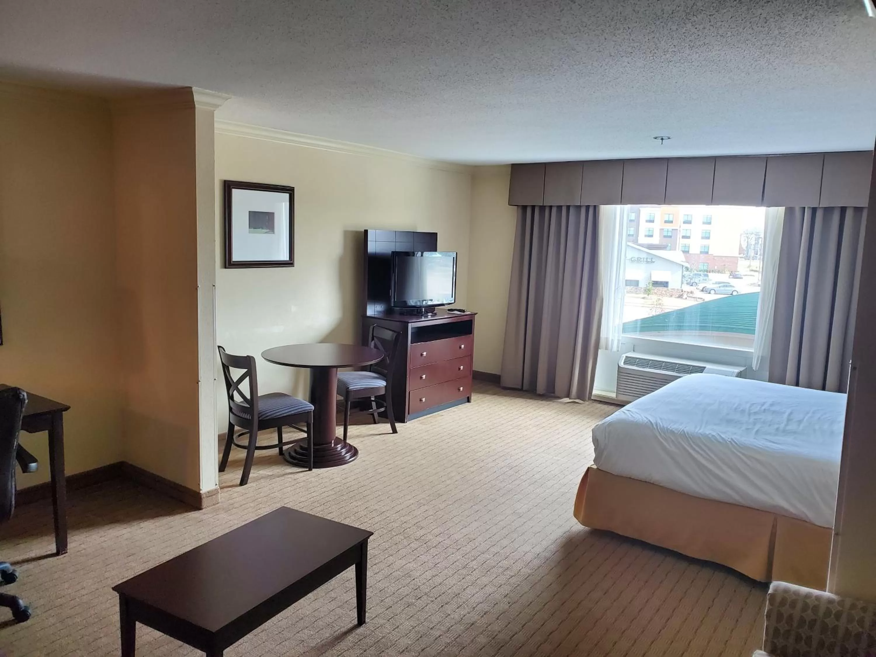 Bedroom, Bed in The Arc Hotel