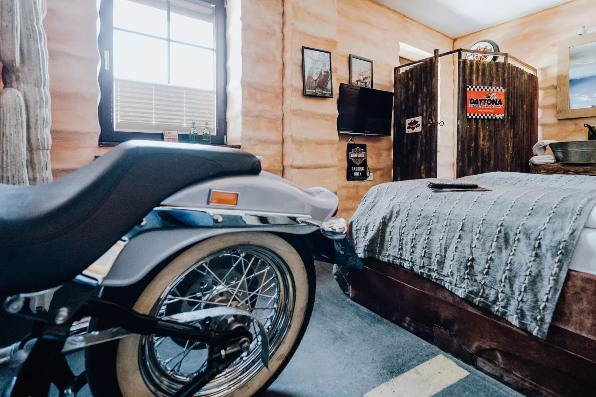 Decorative detail in Road Stop Dortmund