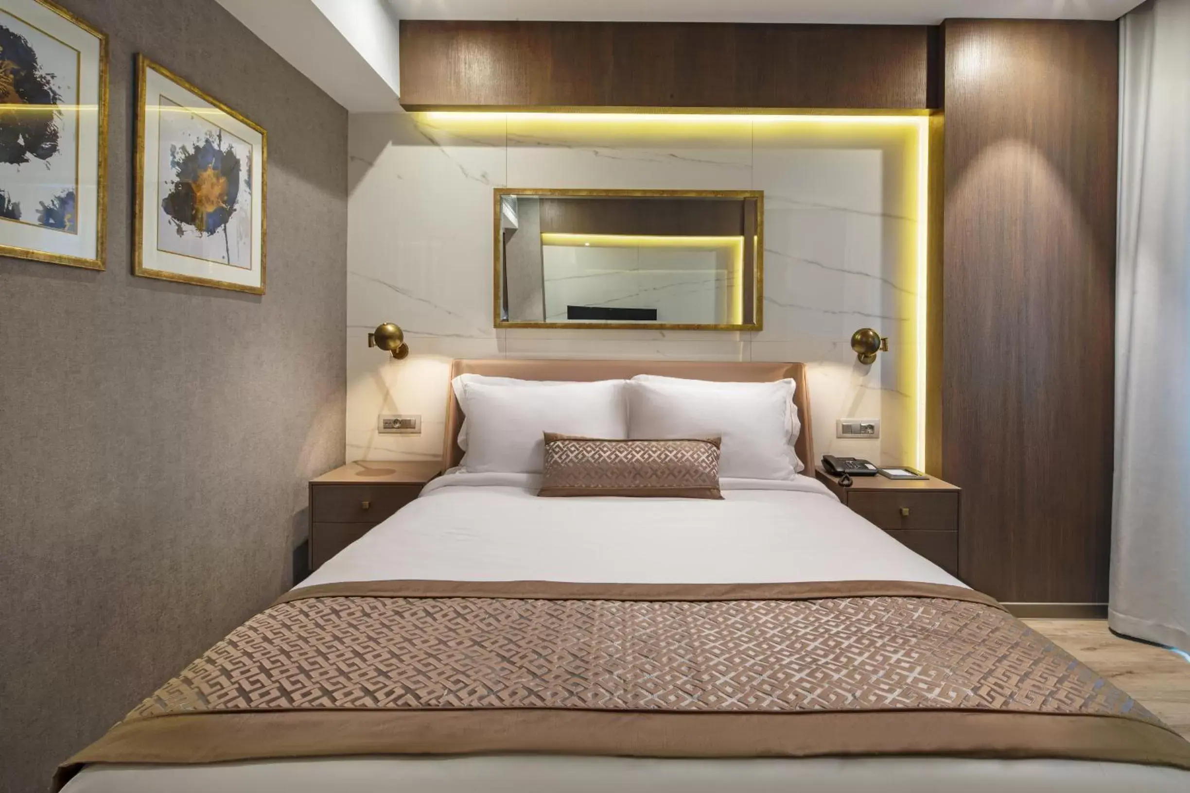 Bedroom, Bed in Mula Hotel