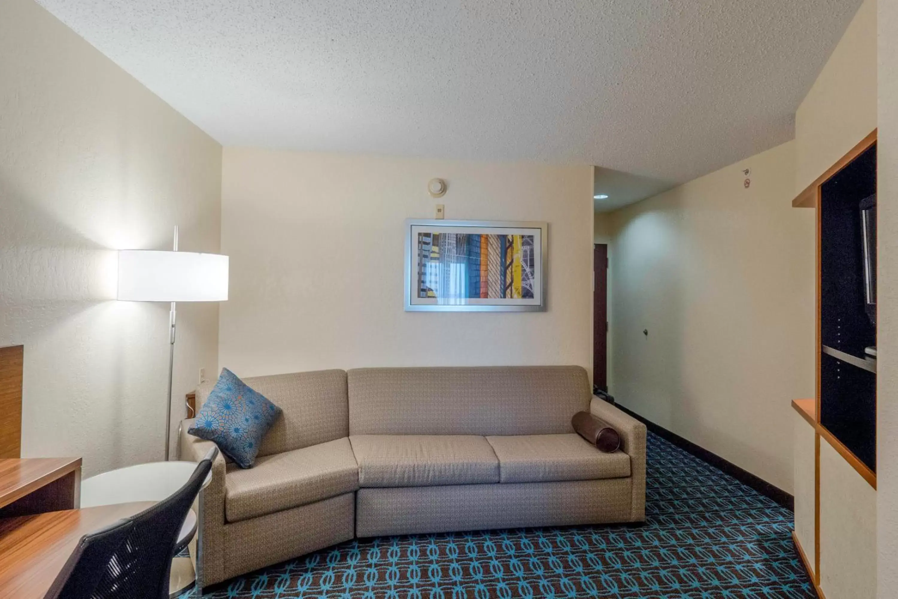 Living room, Seating Area in Fairfield Inn & Suites by Marriott Cleveland Streetsboro