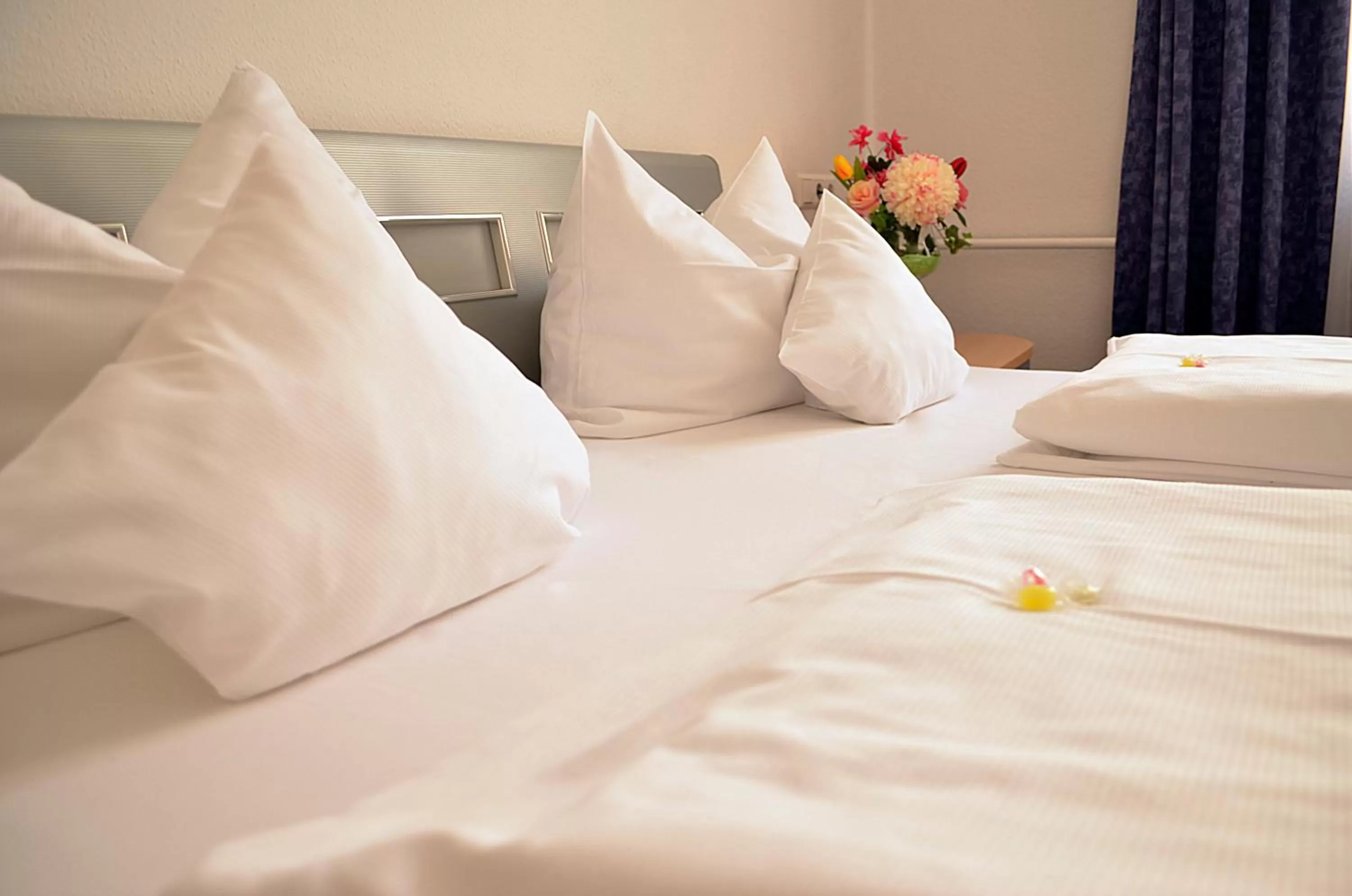 Bed in Hotel Astoria