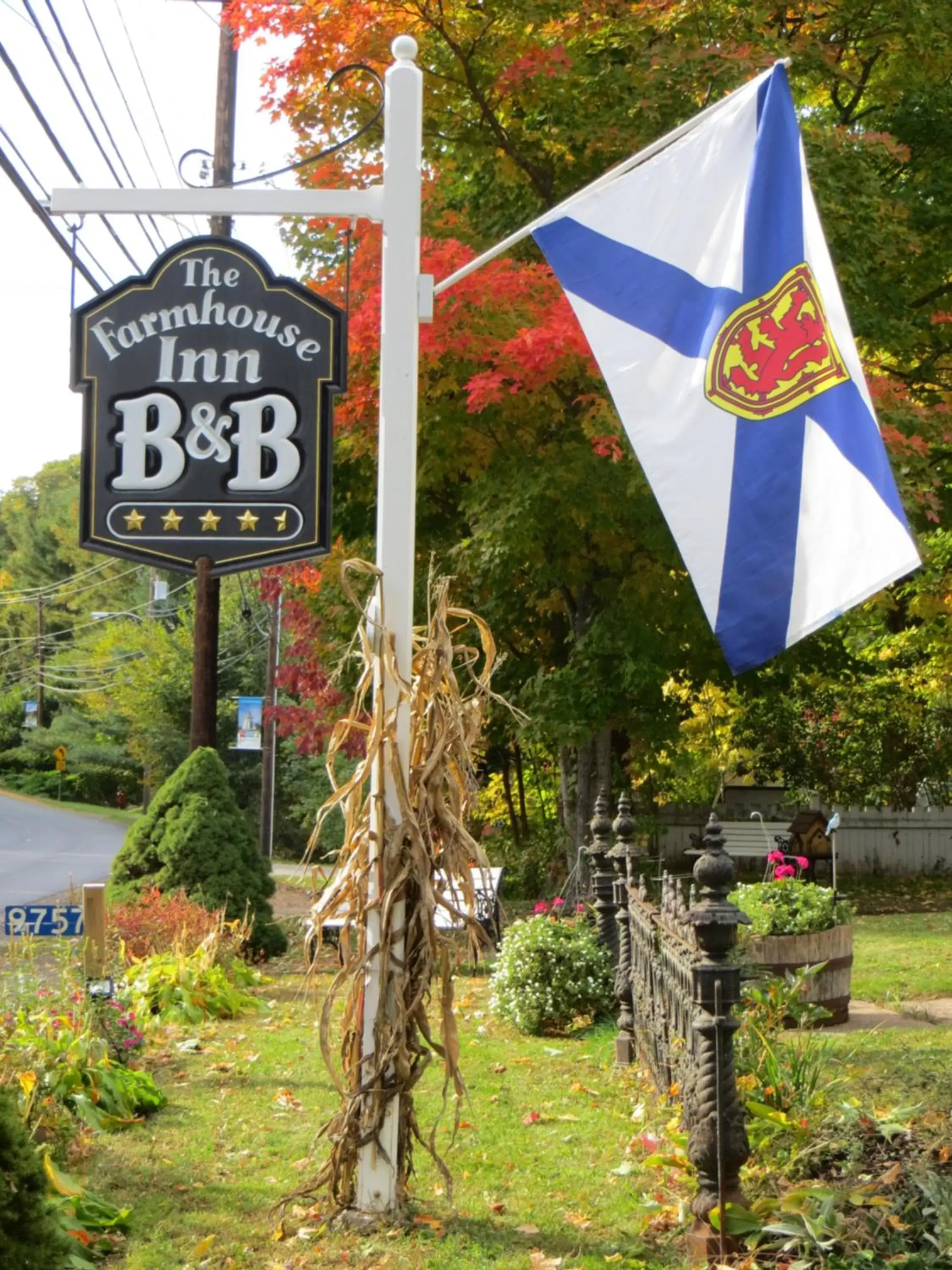 Property logo or sign, Garden in Farmhouse Inn B&B