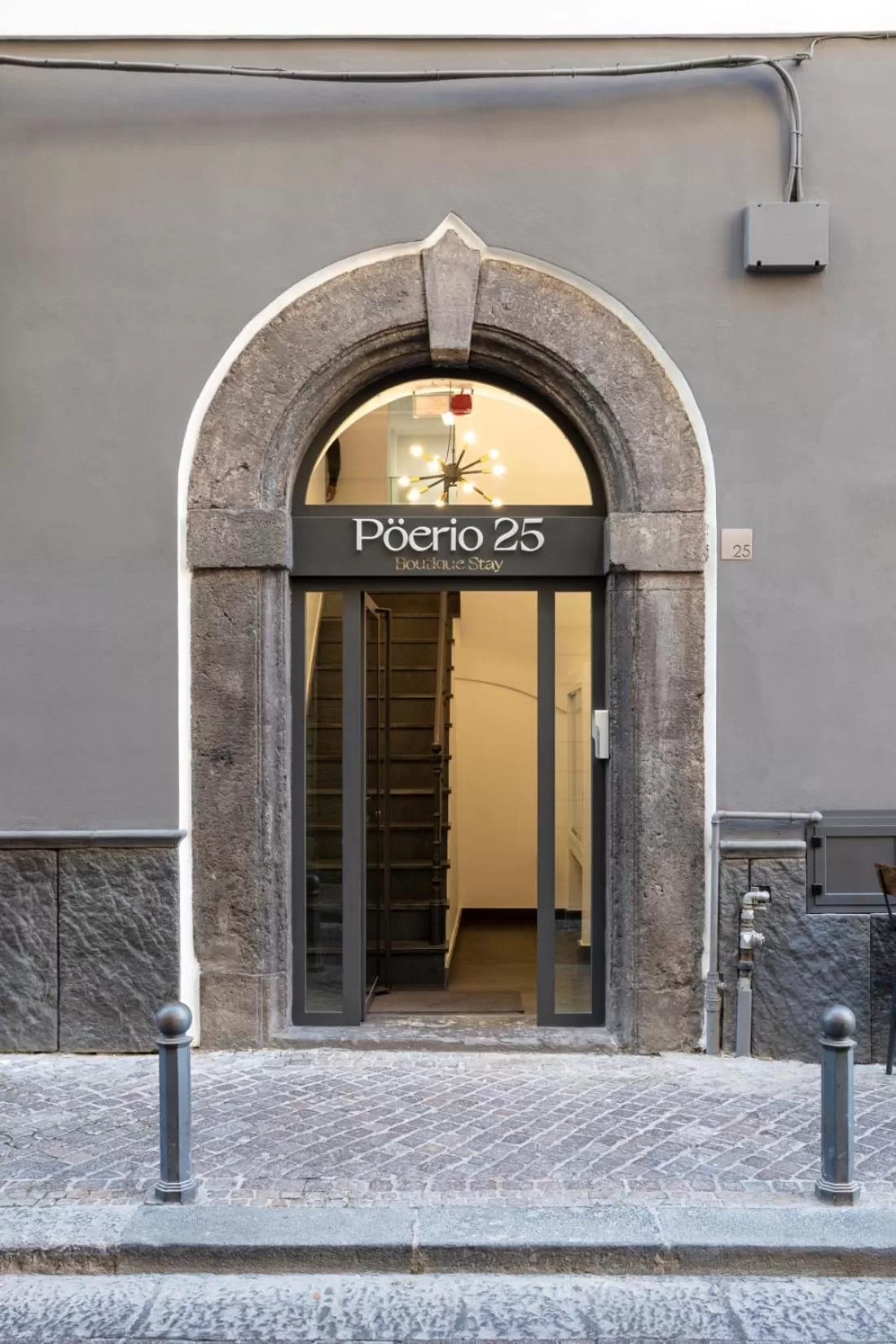 Property building in Hotel Poerio 25 Boutique Stay