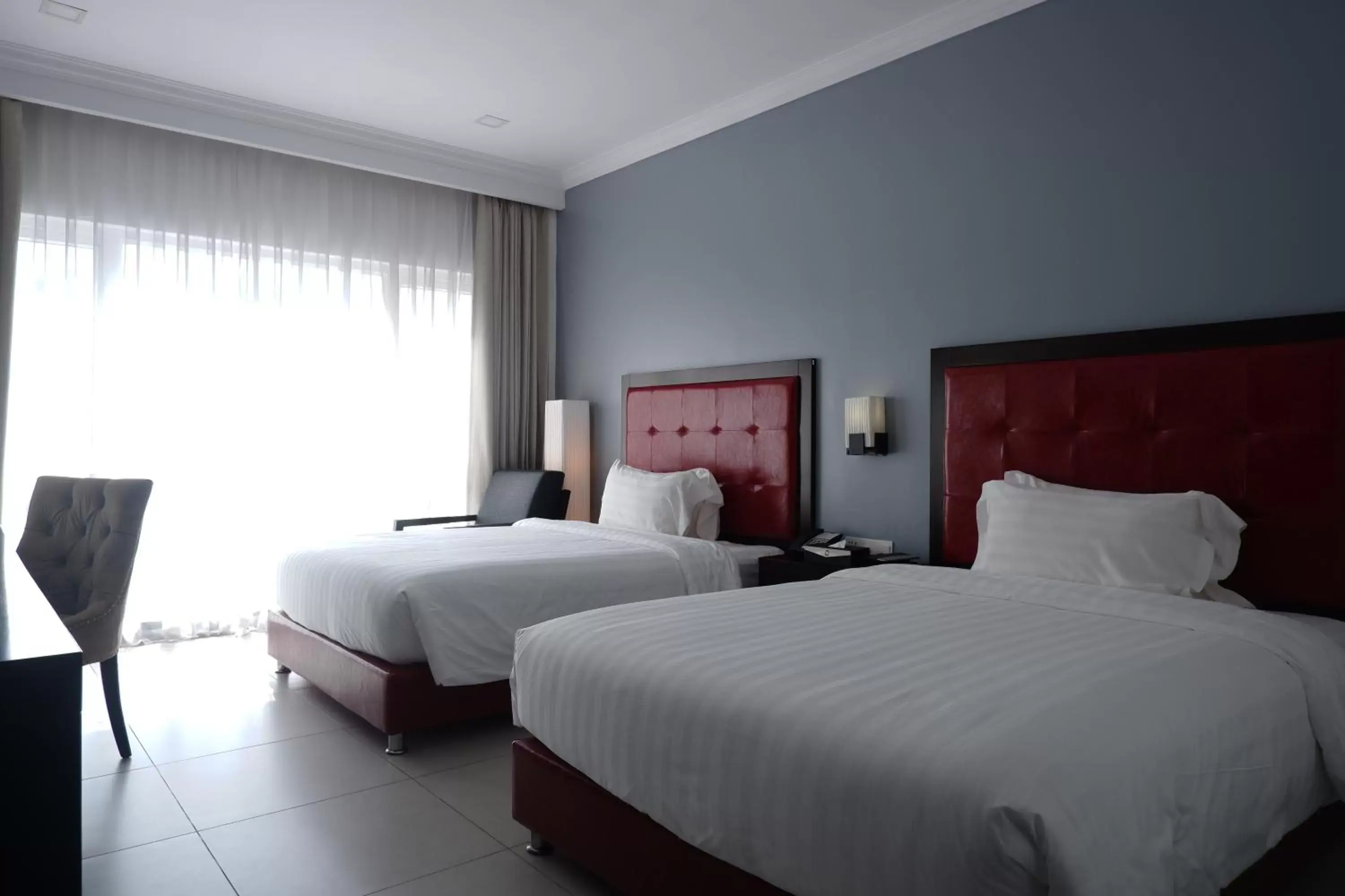 Shower, Bed in Queenco Hotel & Casino