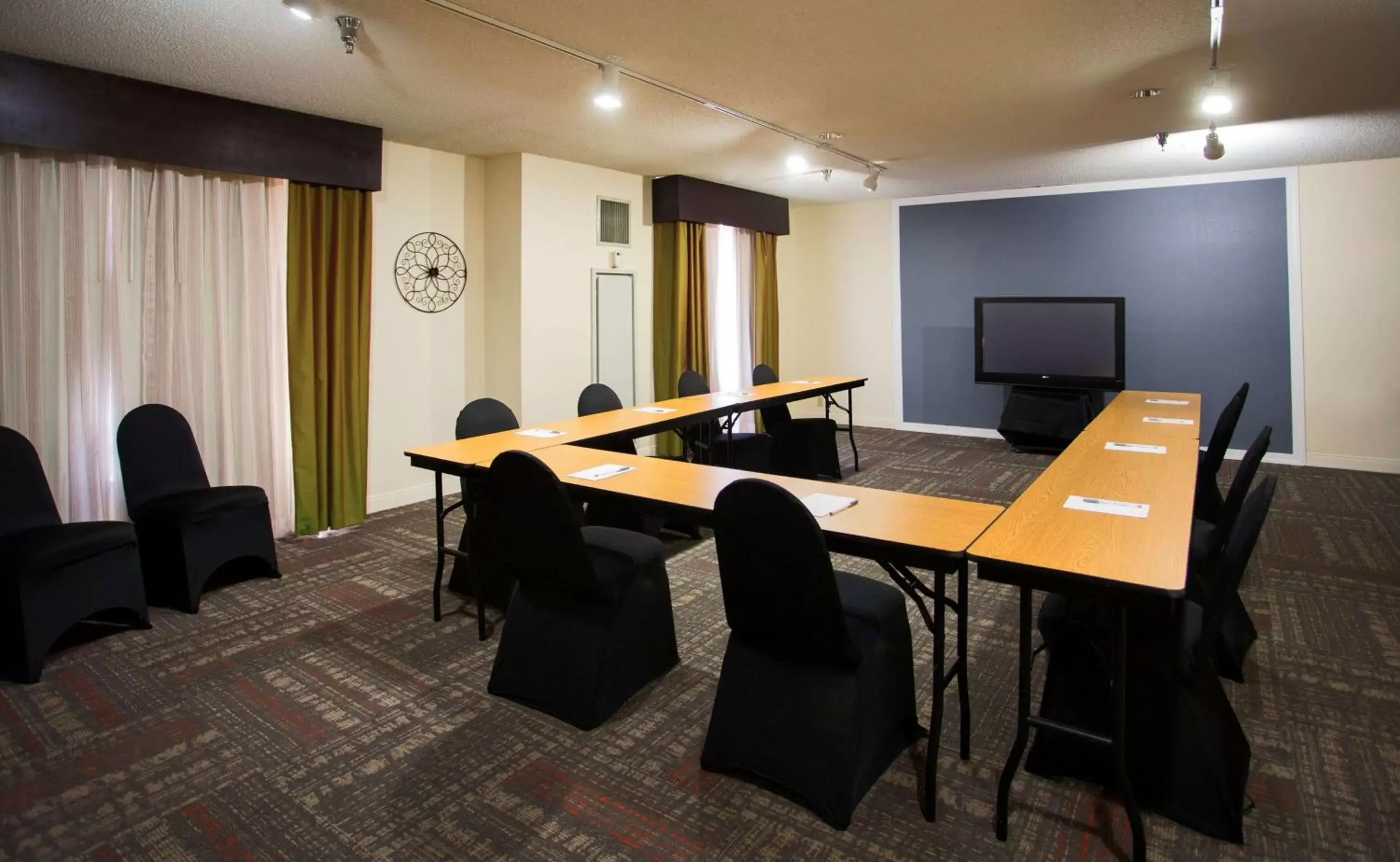 Meeting/conference room in Hampton Inn & Suites Valdosta/Conference Center