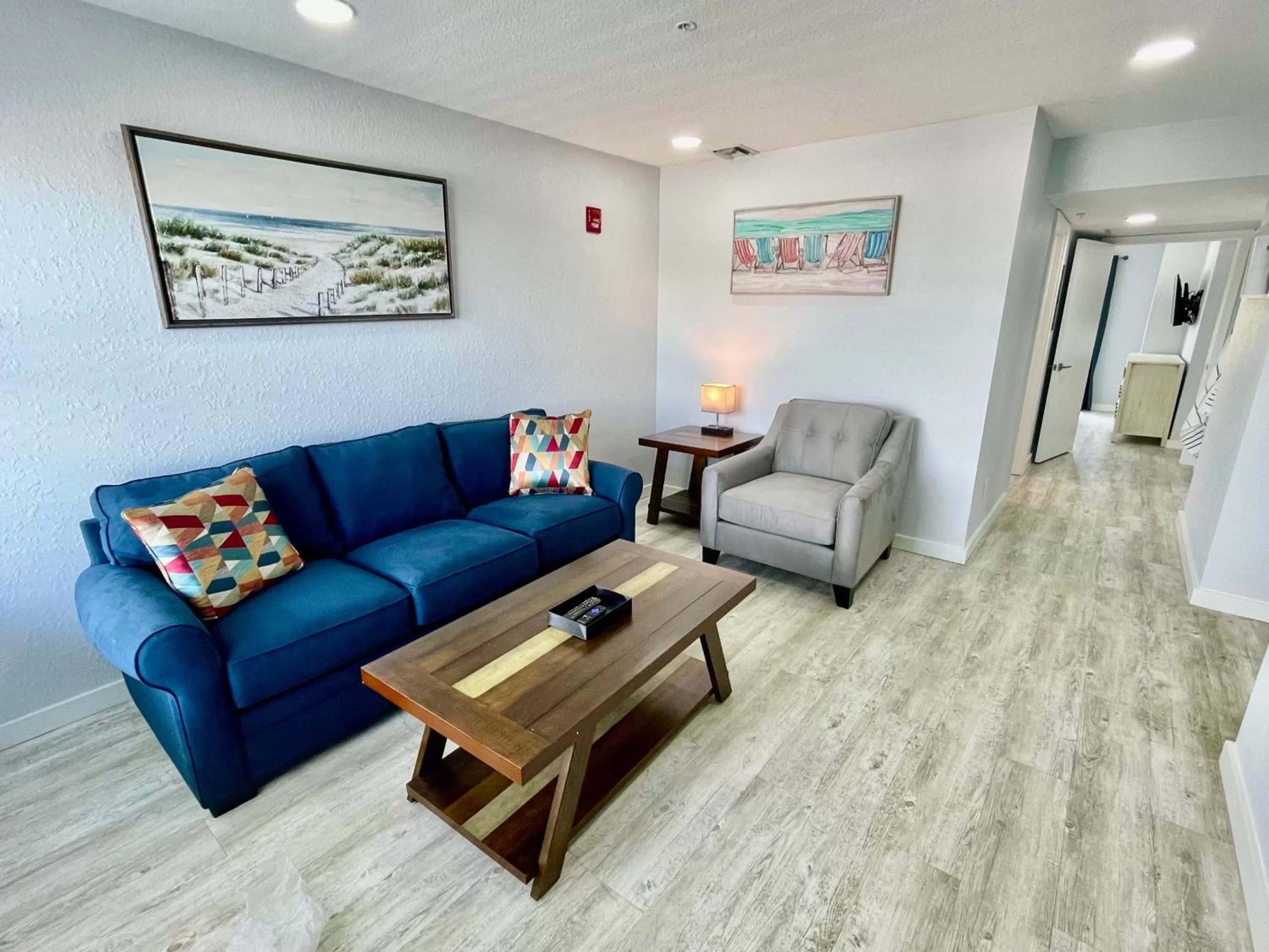 Living room in Vistalmar Beach Resort