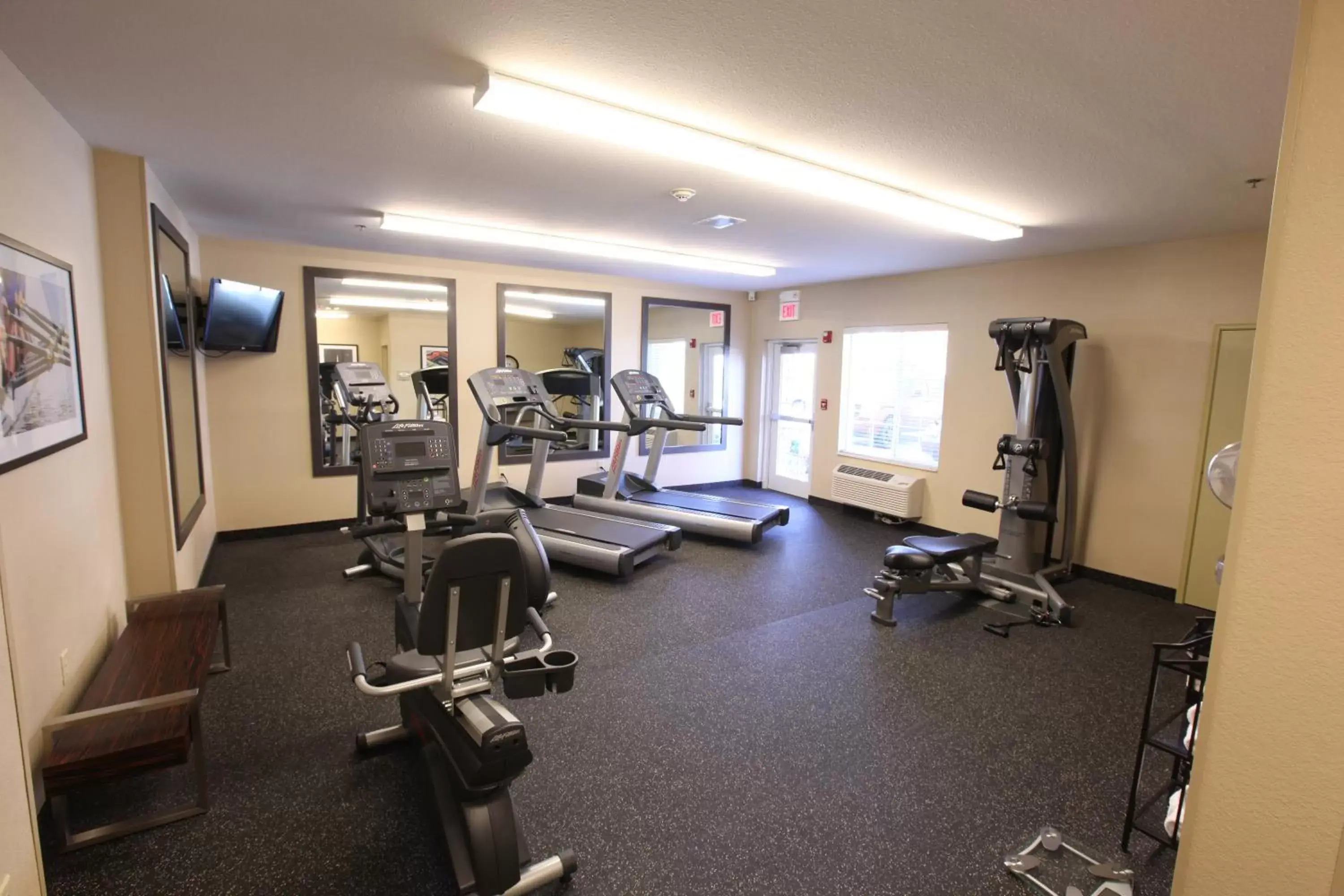 Fitness centre/facilities, Fitness Center/Facilities in Candlewood Suites Columbia Hwy 63 & I-70, an IHG Hotel