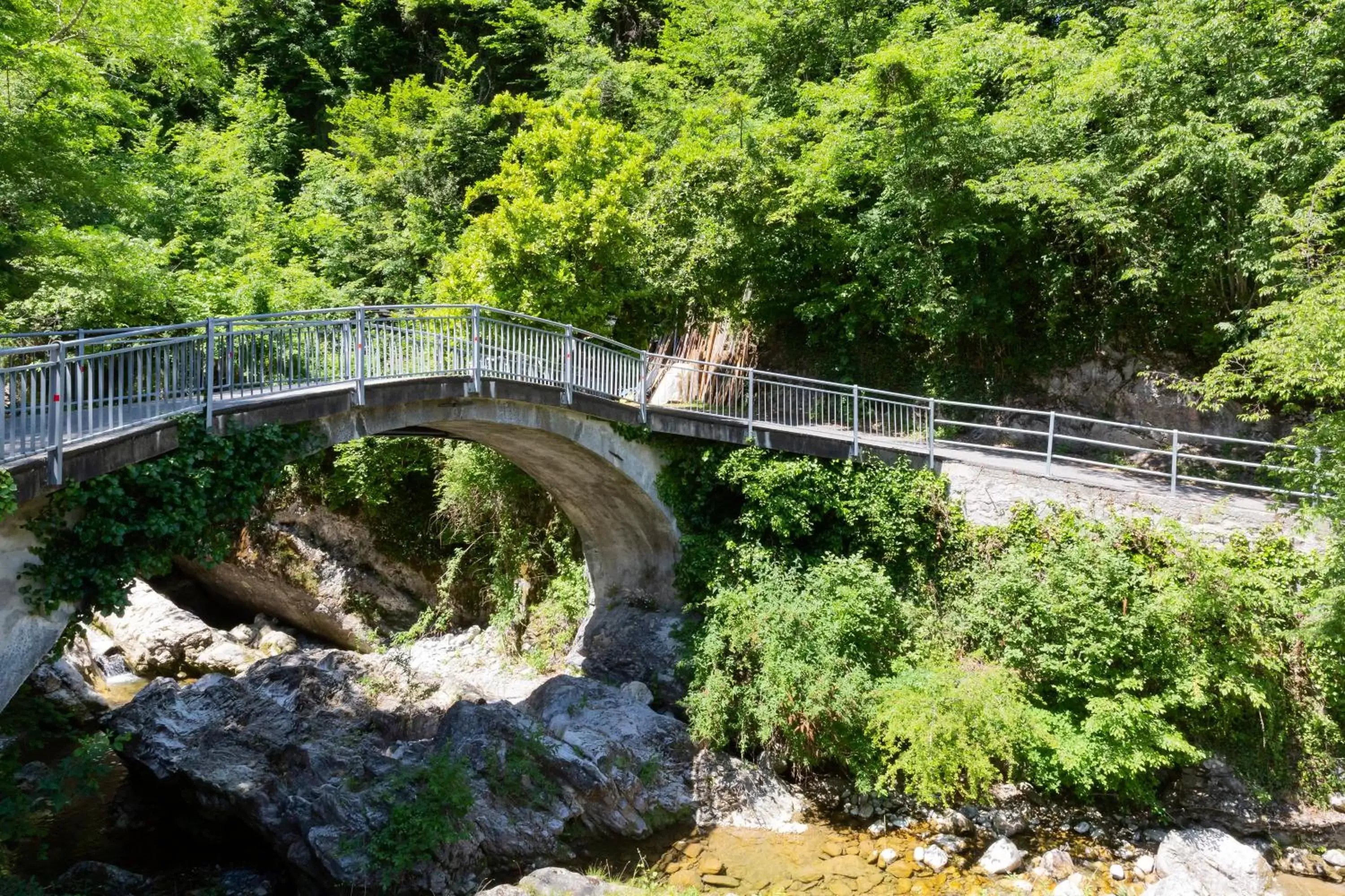 Nearby landmark in Hotel Il Perlo Panorama