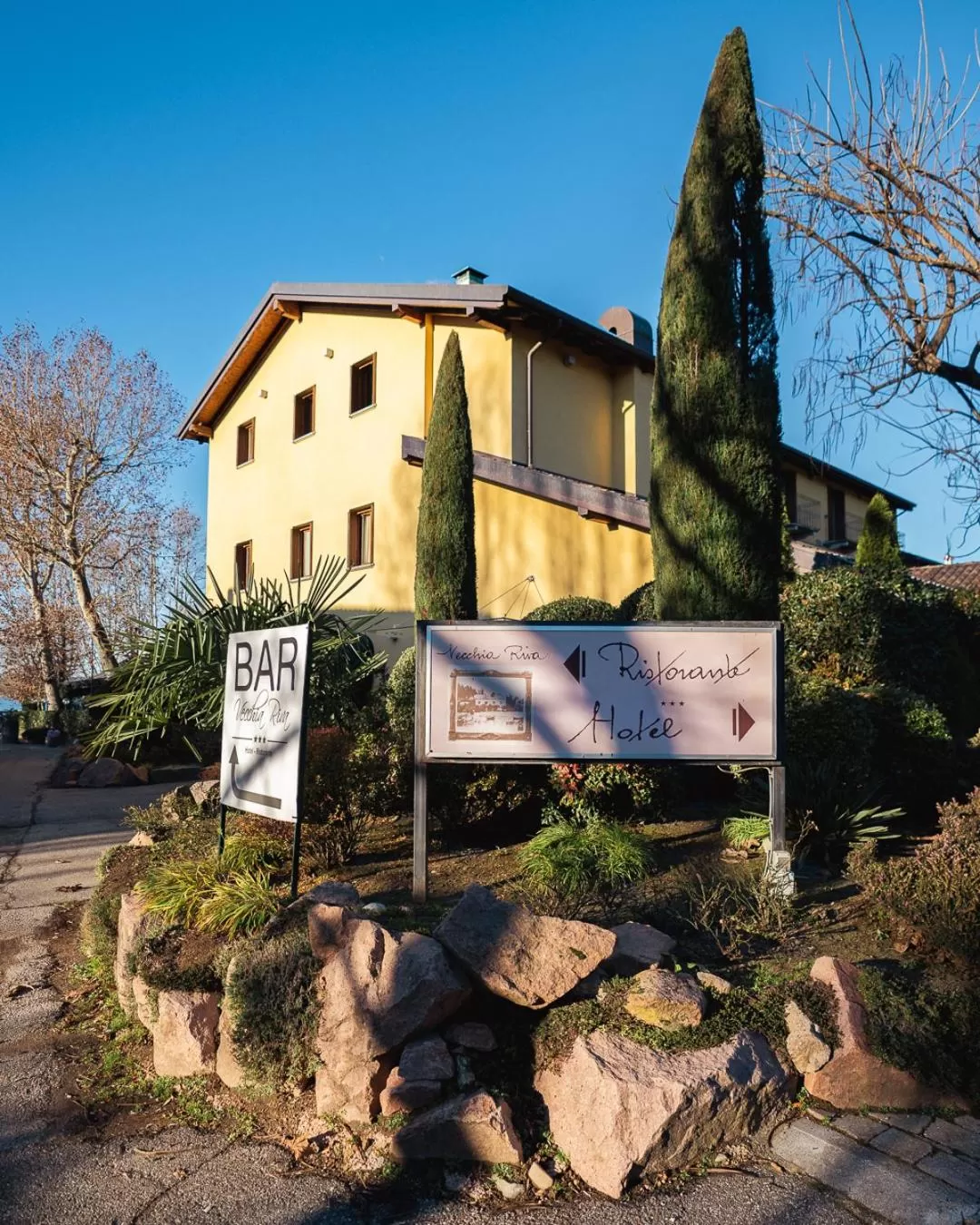 Property building in Hotel Ristorante Vecchia Riva