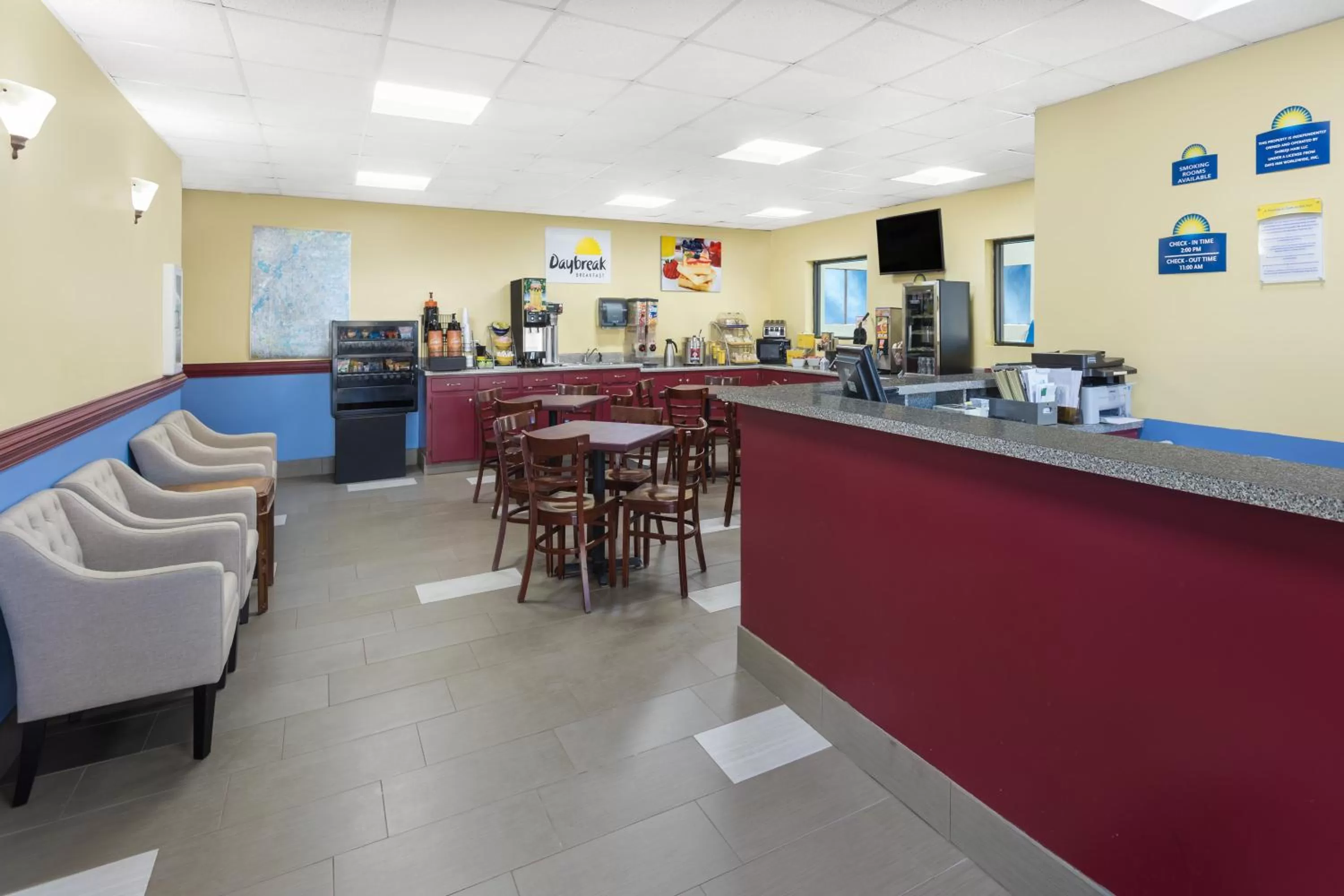 Lobby or reception in Days Inn & Suites by Wyndham Peachtree Corners Norcross