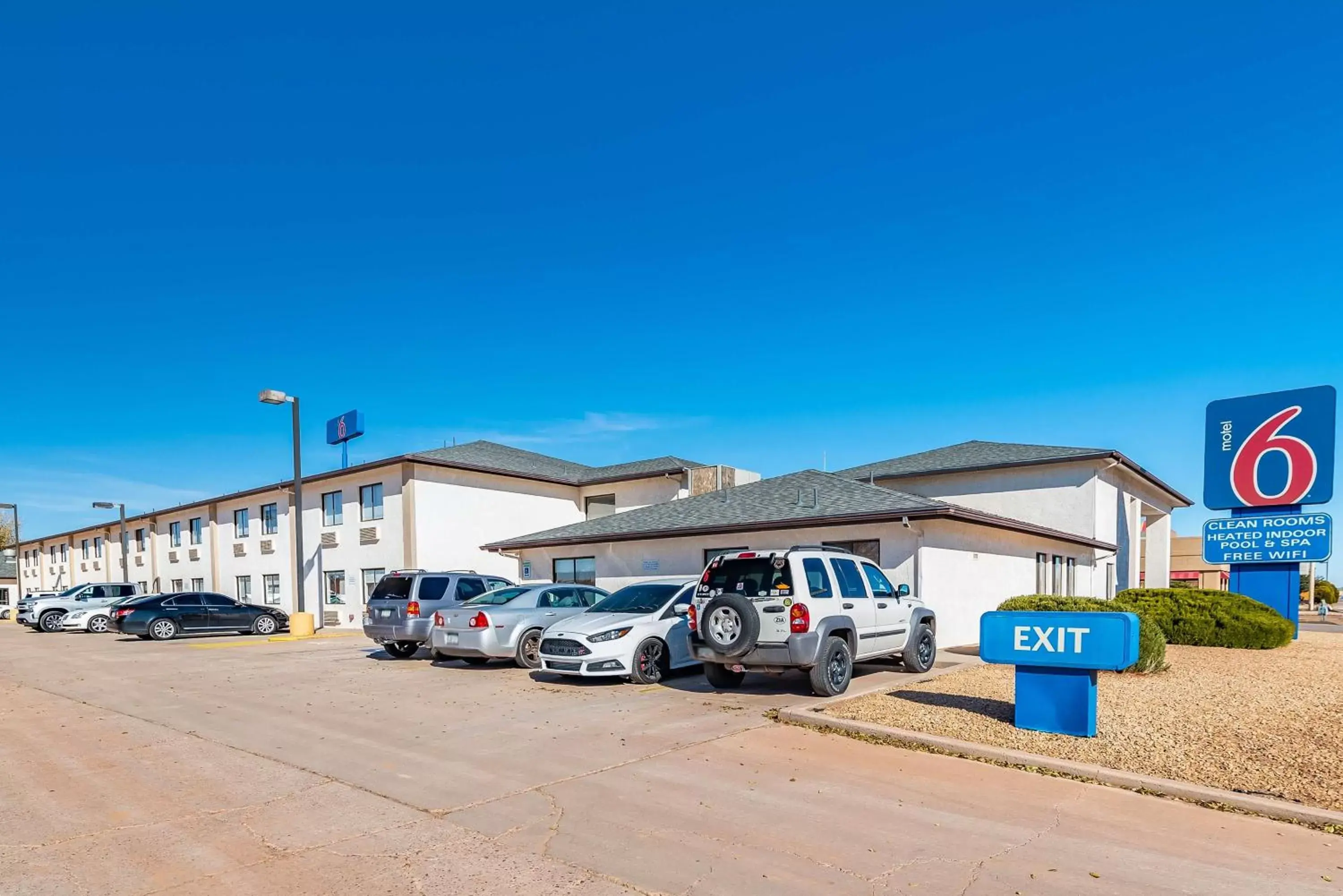 Property Building in Motel 6-Winslow, AZ