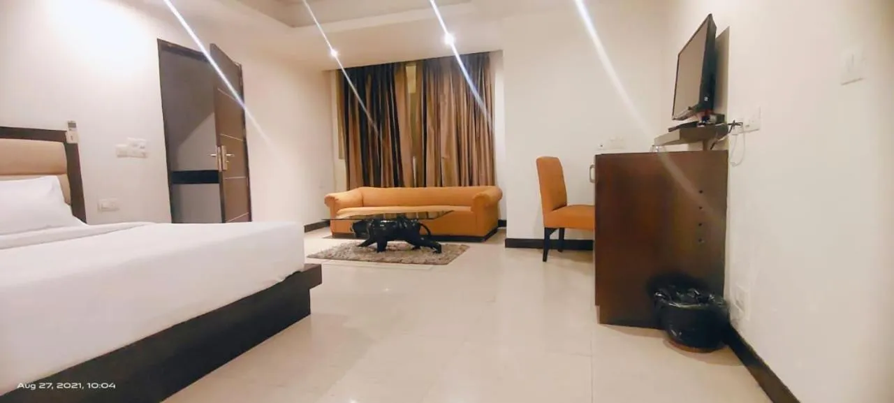 Zenith Hotel - Delhi Airport