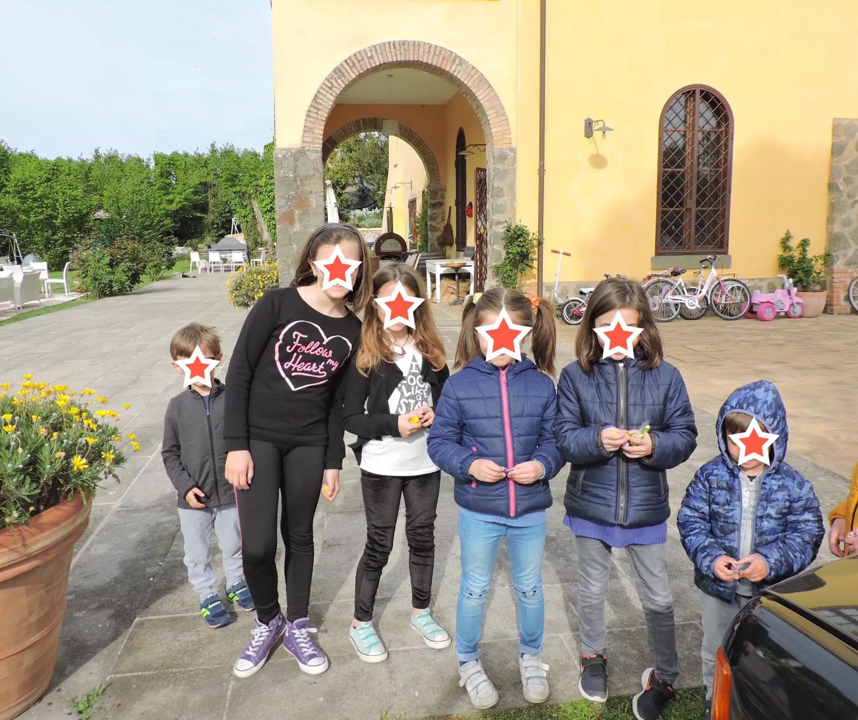 children in Casale Fedele Family Village Vicino al Borgo