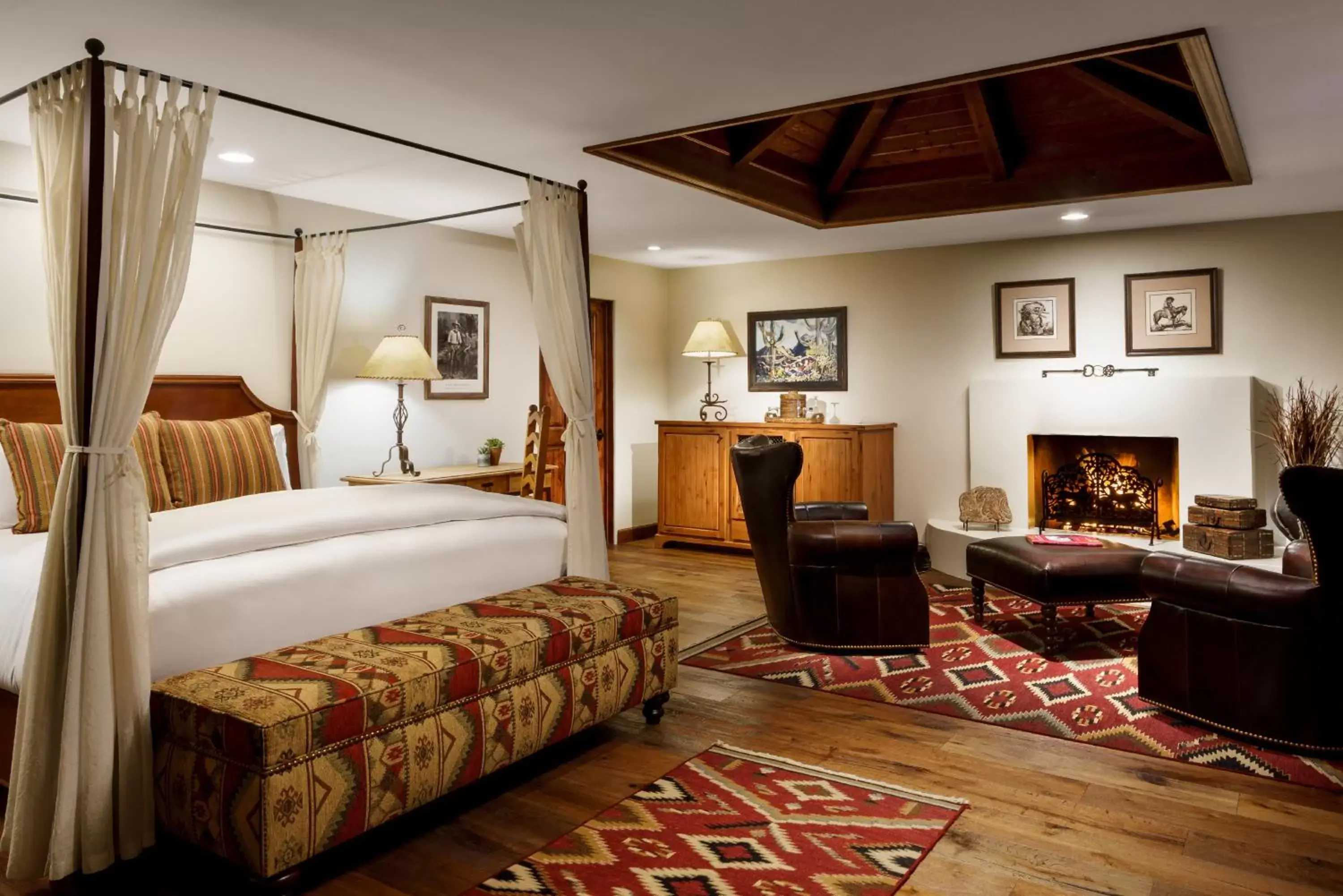 Photo of the whole room, Bed in The Hermosa Inn Photo of the whole room, Bed in The Hermosa Inn