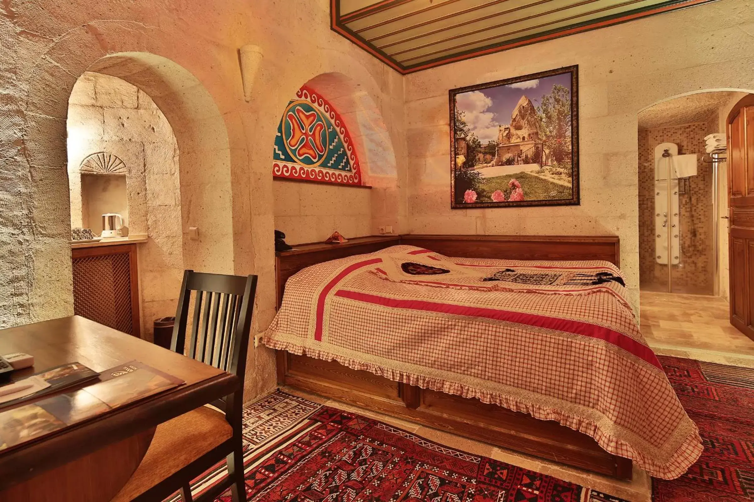 Photo of the whole room, Bed in Cappadocia Cave Suites