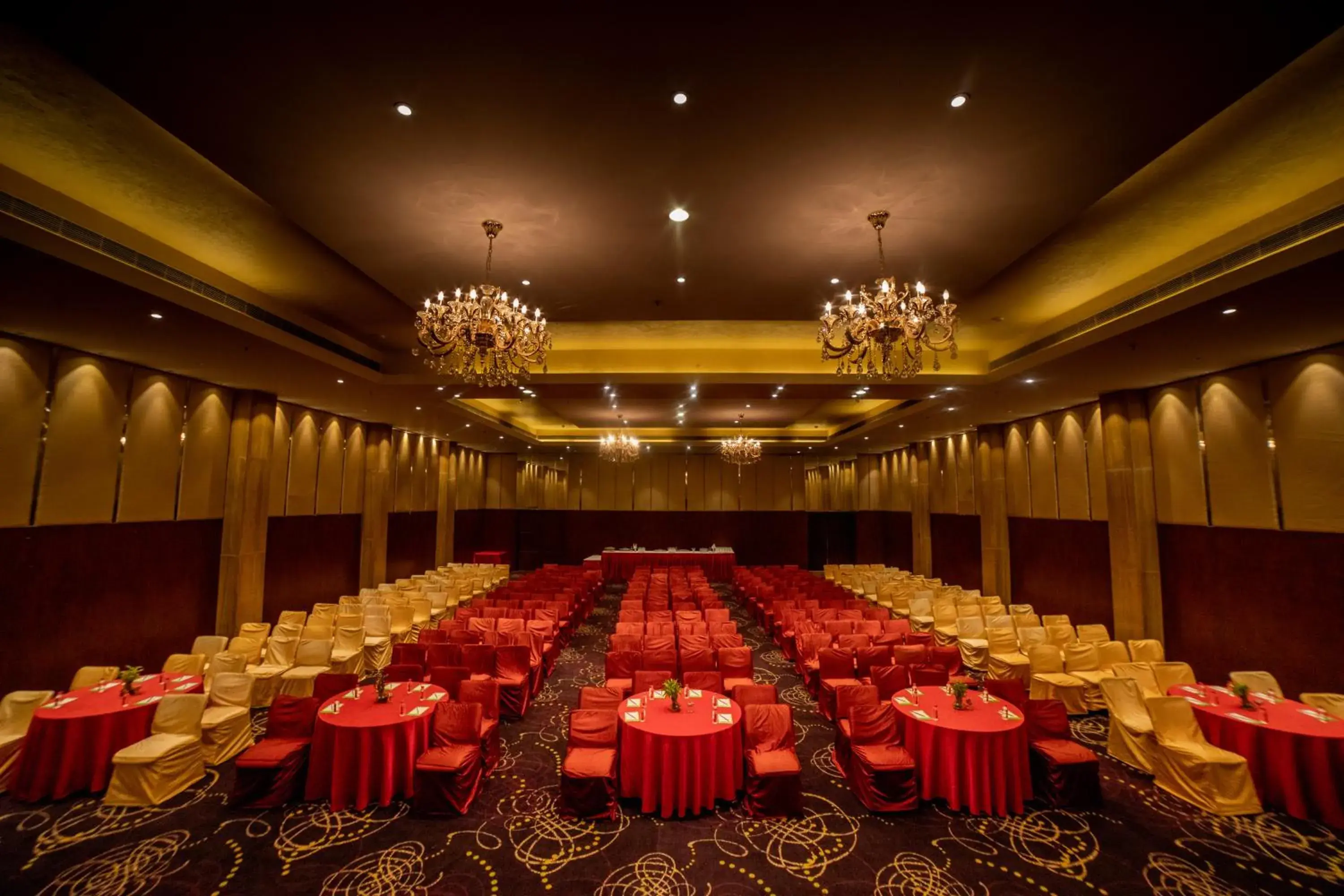 Business facilities, Banquet Facilities in Ramada by Wyndham Jaipur Jaisinghpura