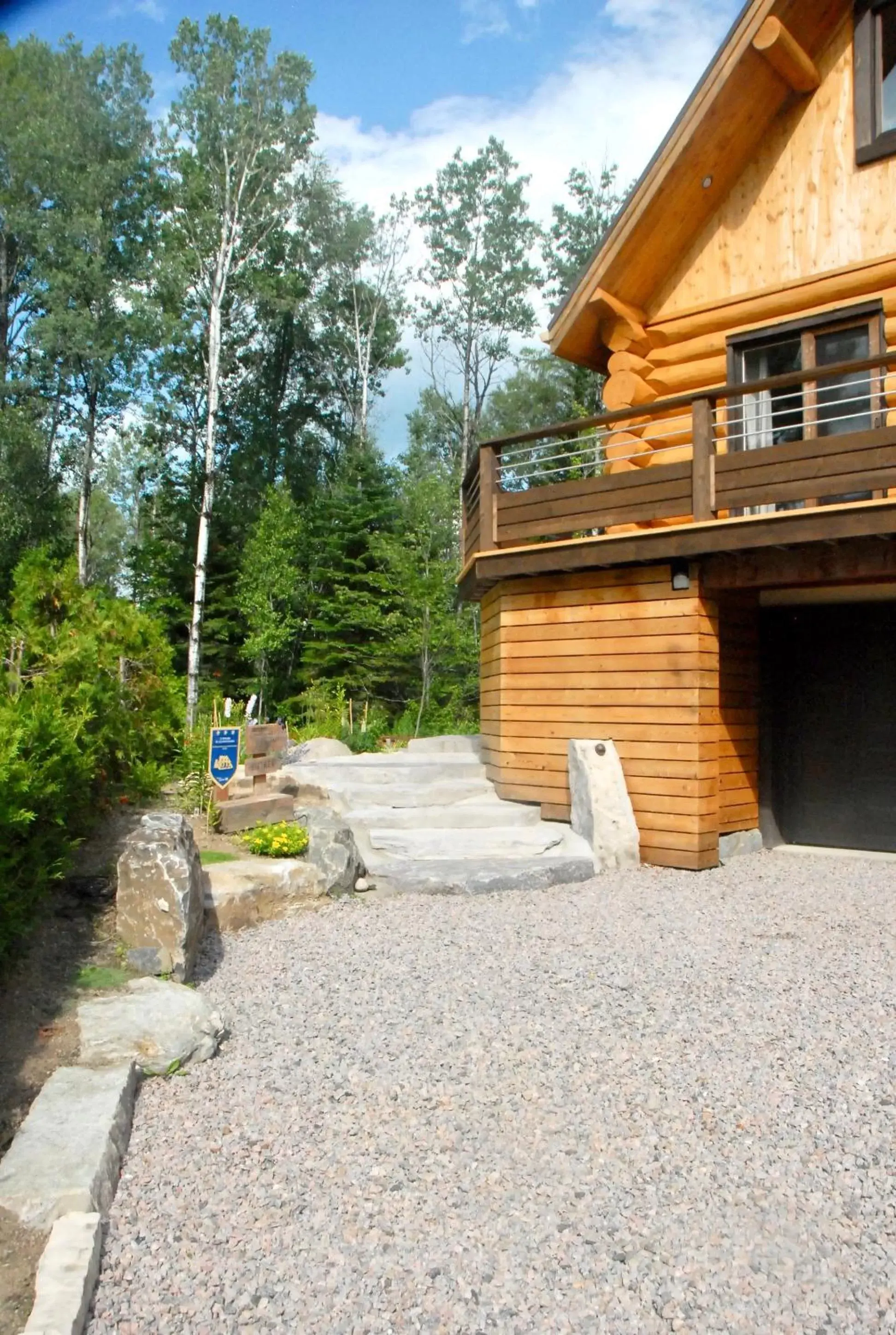 Facade/entrance, Property Building in Le Domaine du Lac Saint Charles