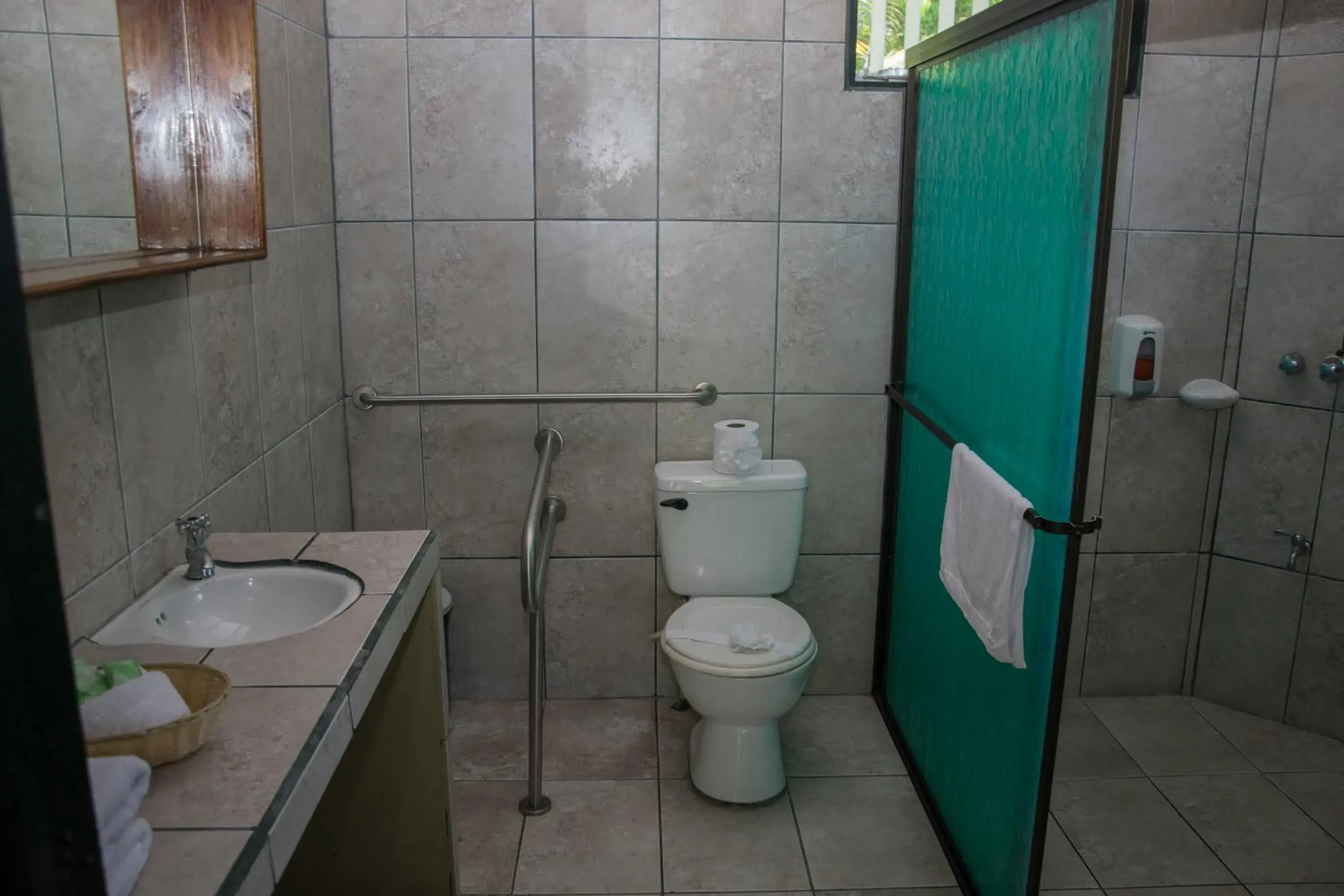 Bathroom in Pacific Paradise Resort