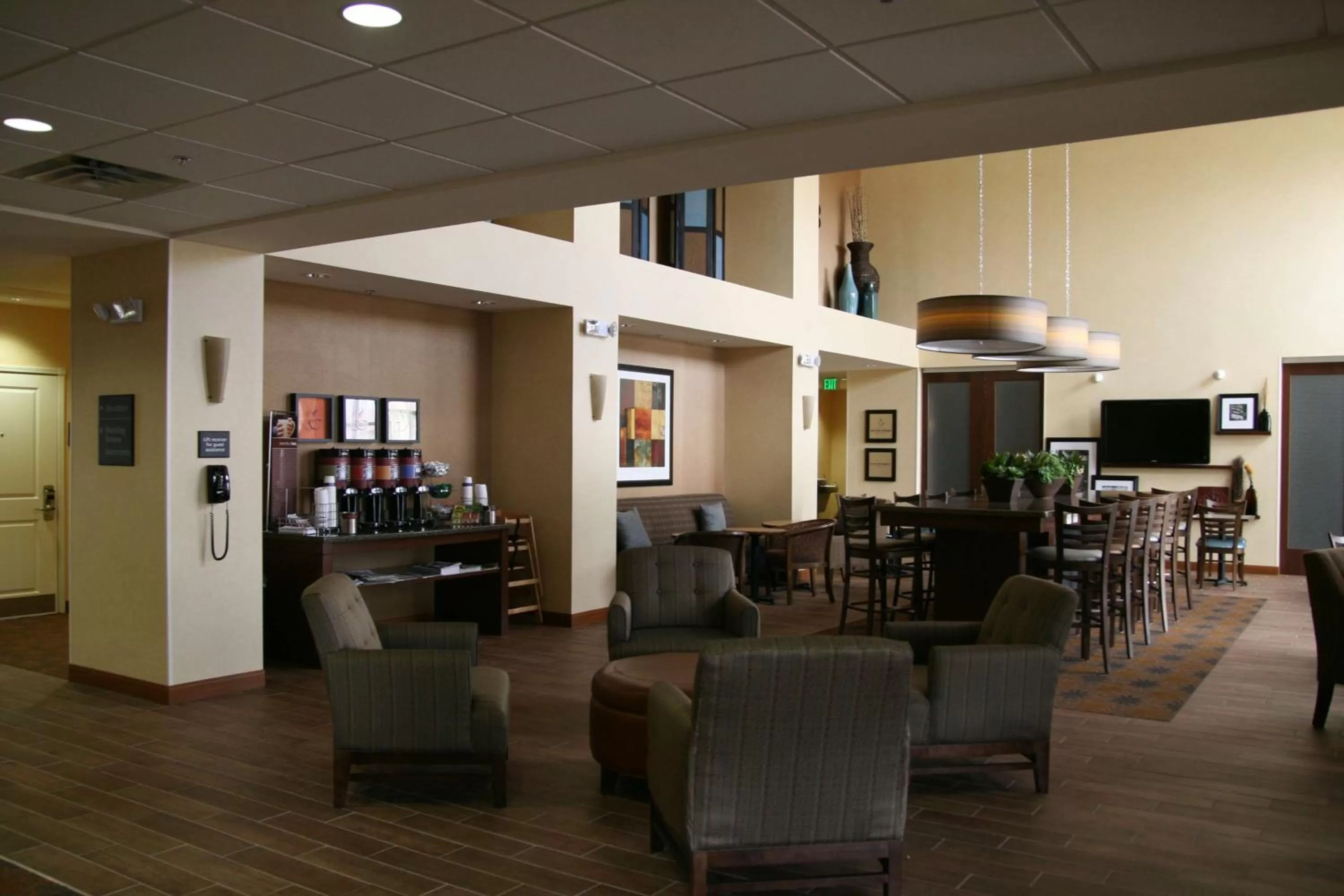 Lobby or reception in Hampton Inn and Suites Pueblo/North