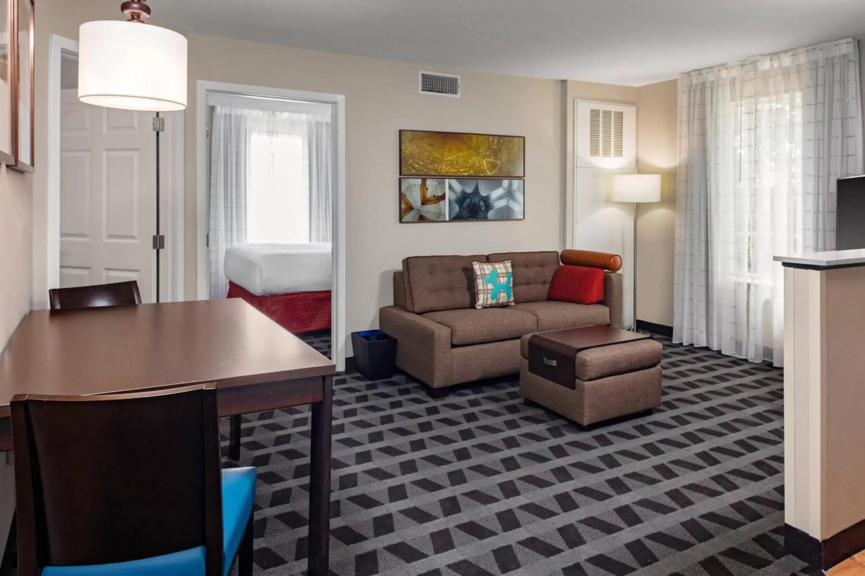 Living room, Seating Area in TownePlace Suites by Marriott Dallas Plano/Legacy