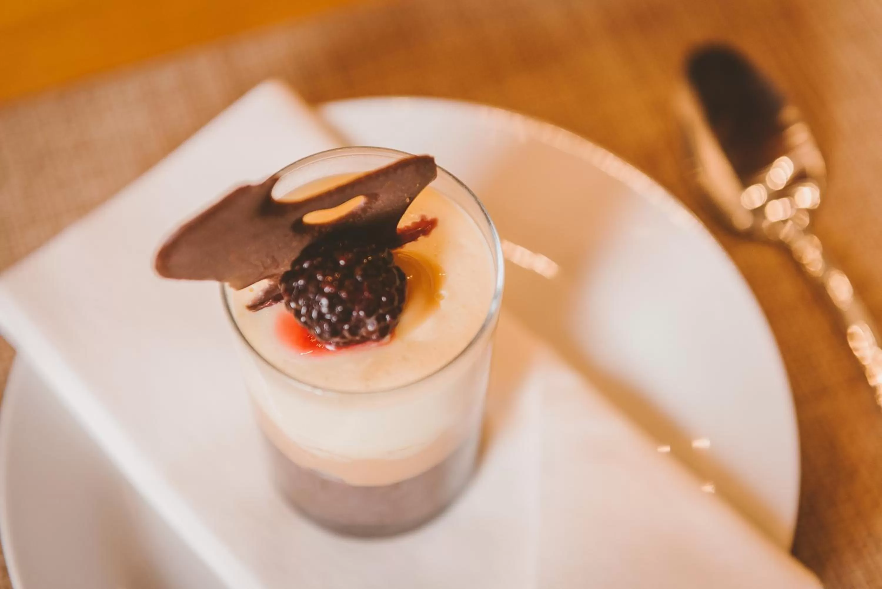 Restaurant/places to eat in Bemar Carmelo Hotel