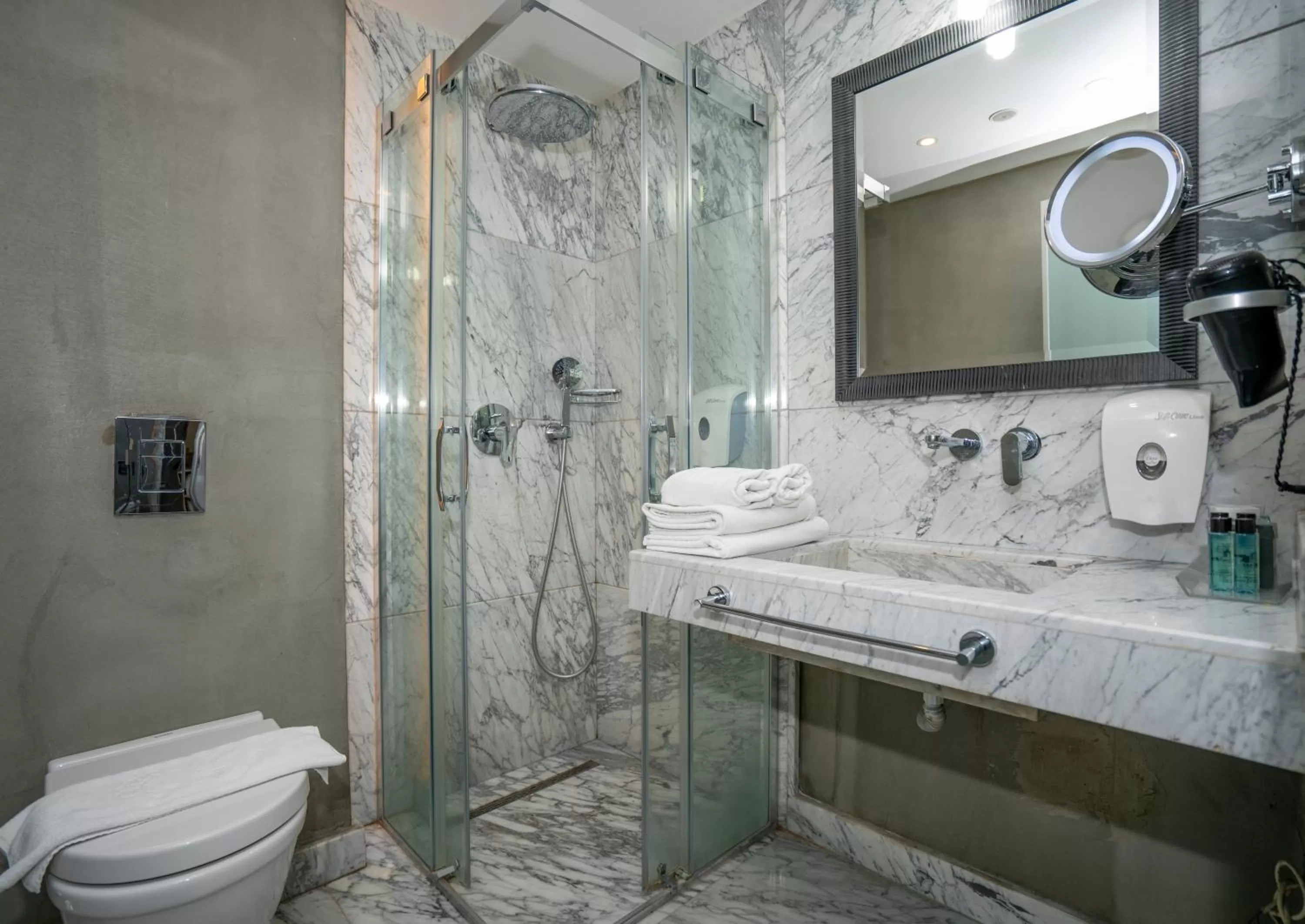 Bathroom in The Gate Ataşehir Finance Centre