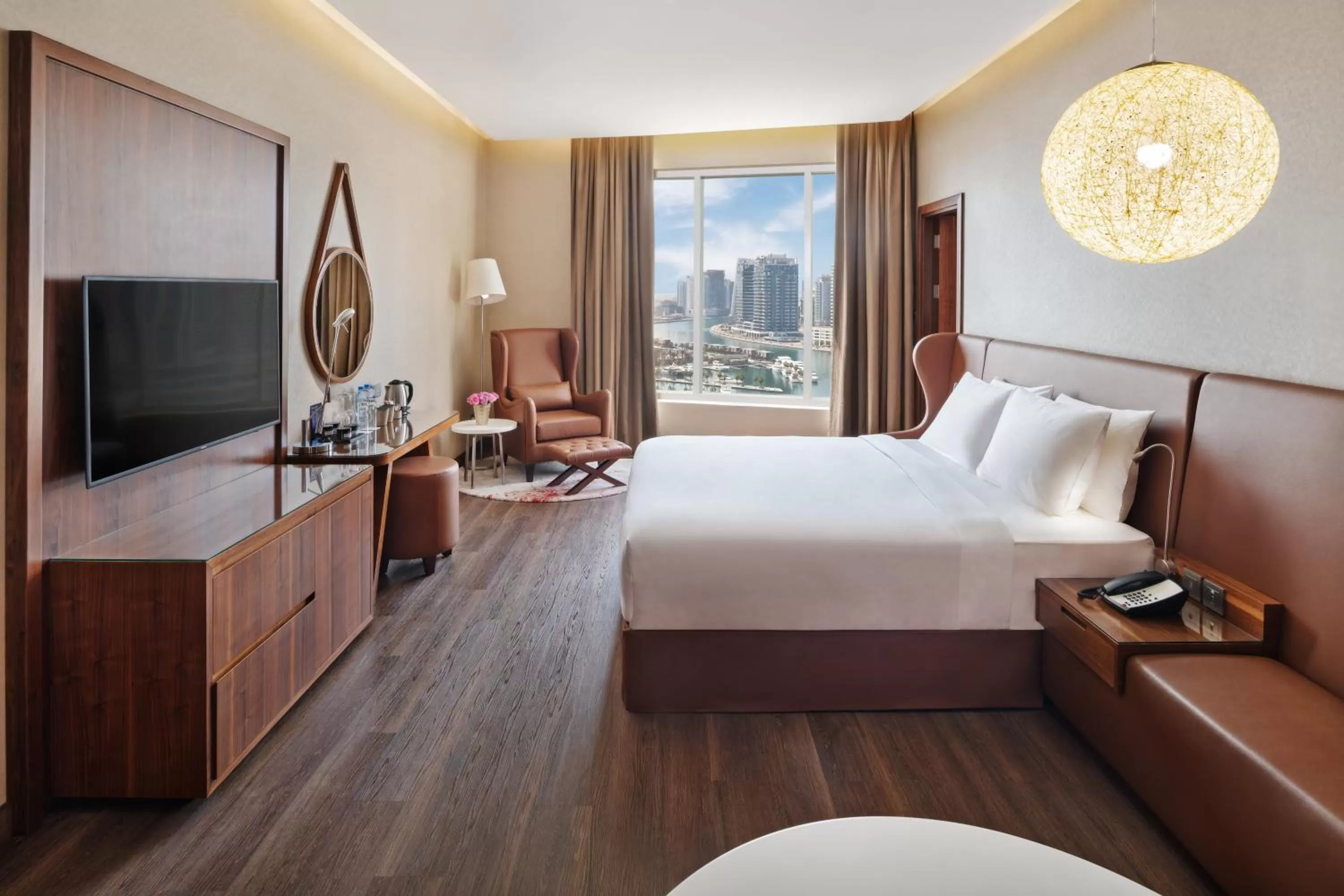 Bedroom, Bed in Radisson Blu Hotel, Dubai Canal View