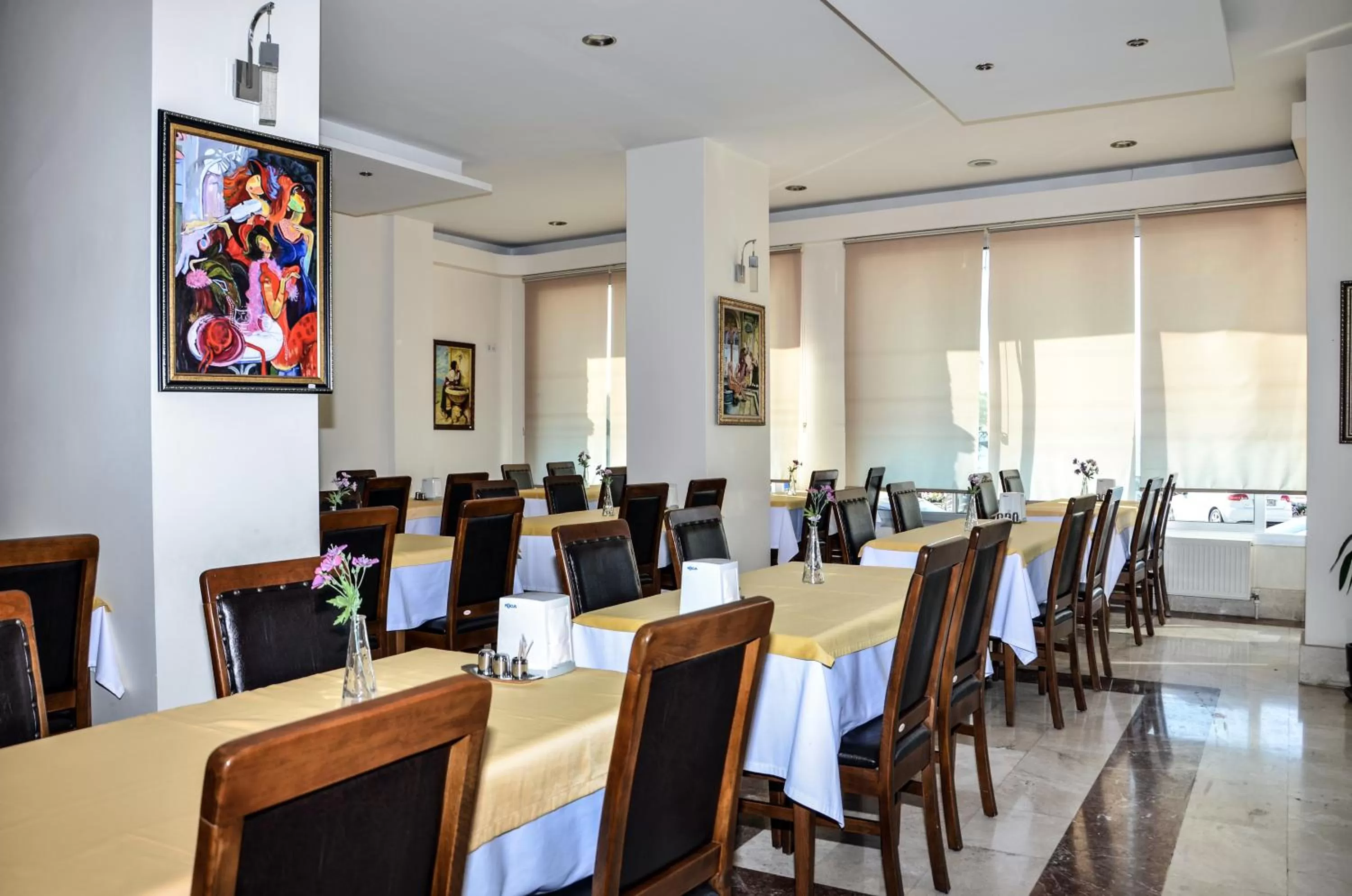 Lounge or bar in Perla Hotel